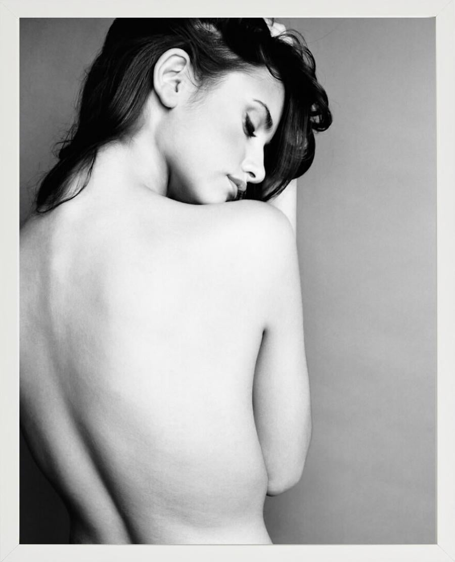 Penelope Cruz II - b&w photo of the nude actress, fine art photography, 1998 - Photograph by Antoine Verglas