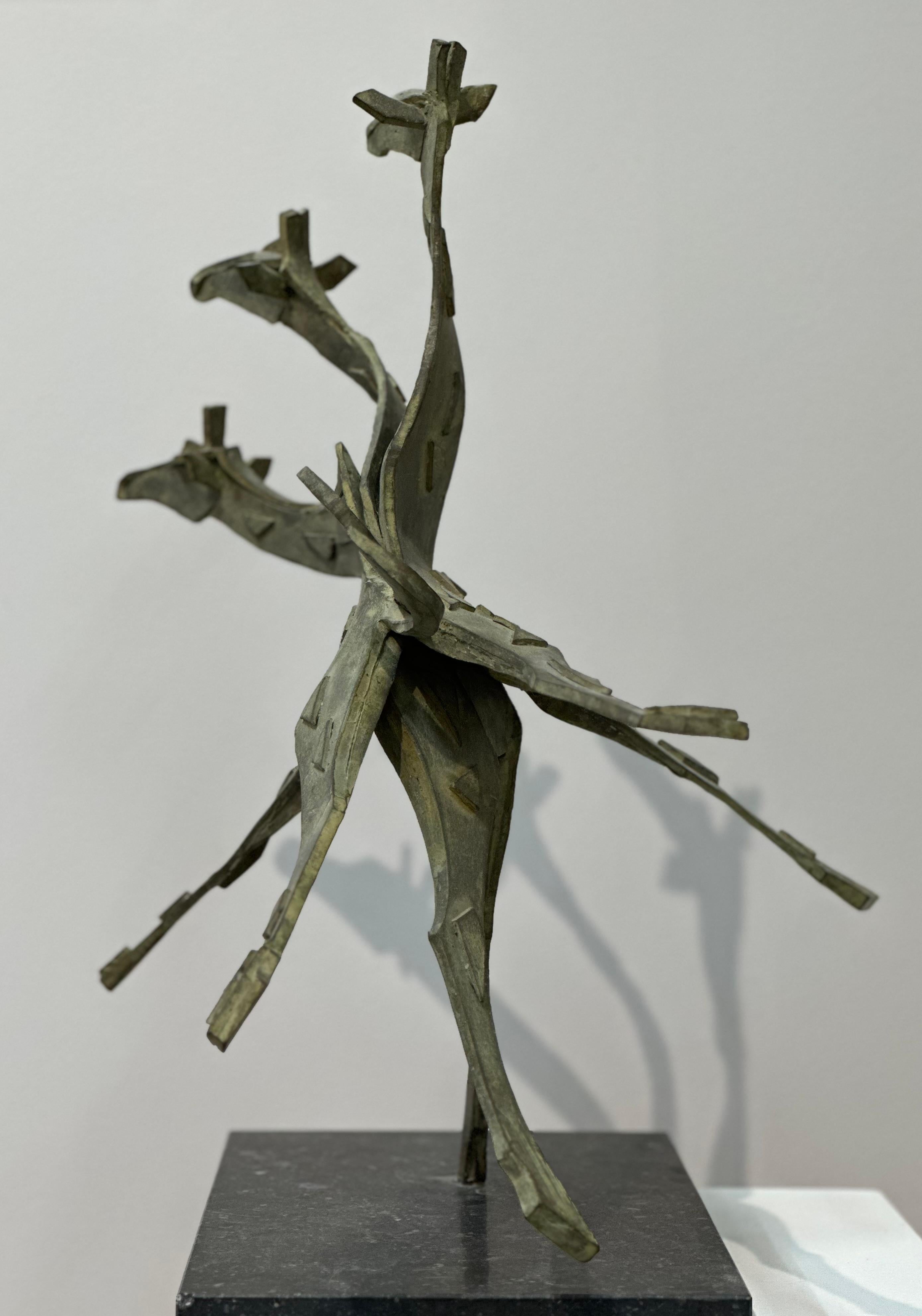 Giraffes - 21st Century Contemporary Bronze Sculpture by Antoinette Briet For Sale 1