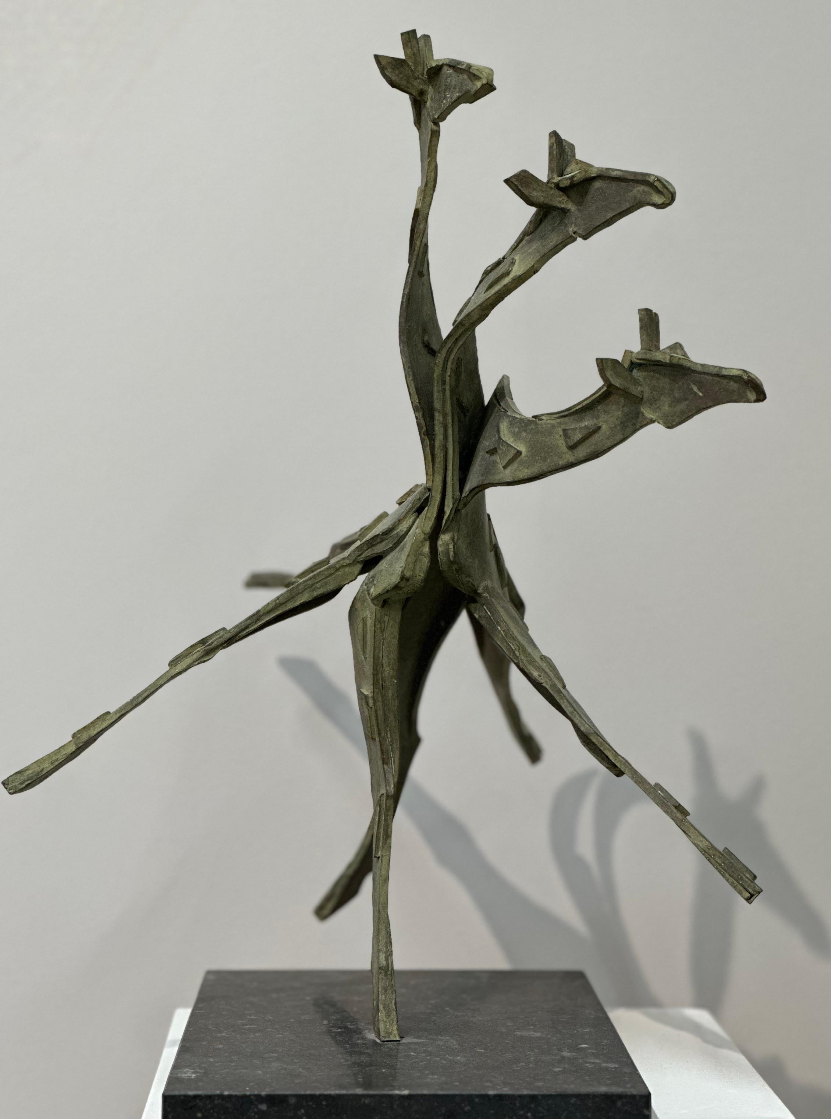 Giraffes - 21st Century Contemporary Bronze Sculpture by Antoinette Briet For Sale 2