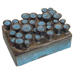 ANTOINETTE FARAGALLAH Dekorative skulpturale große türkisfarbene Keramik-Schachtel mit Dekobox mit Deckel