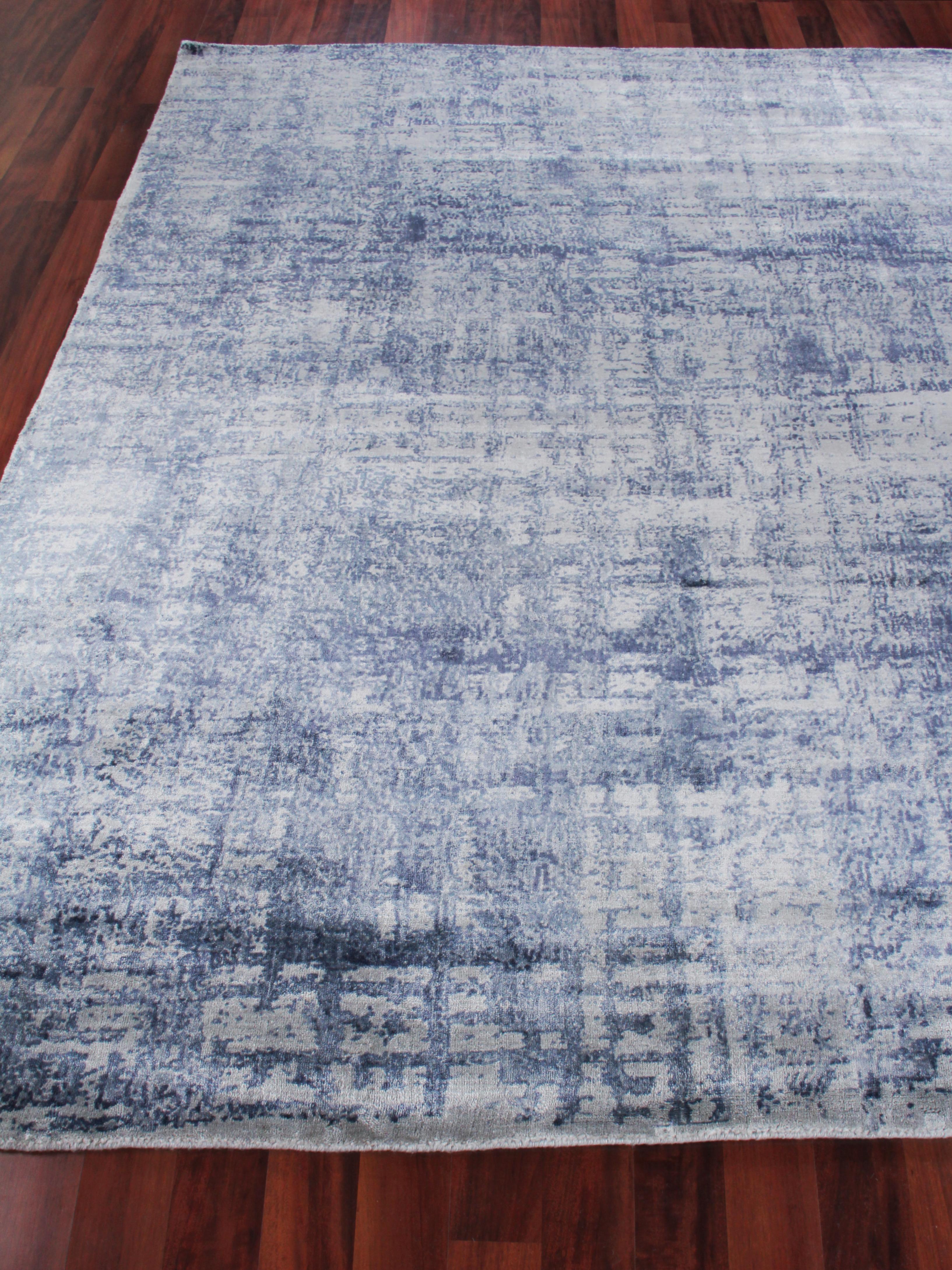 Indian Antolini Blue/Ivory/Gray Bamboo Silk handloomed Area Rug For Sale