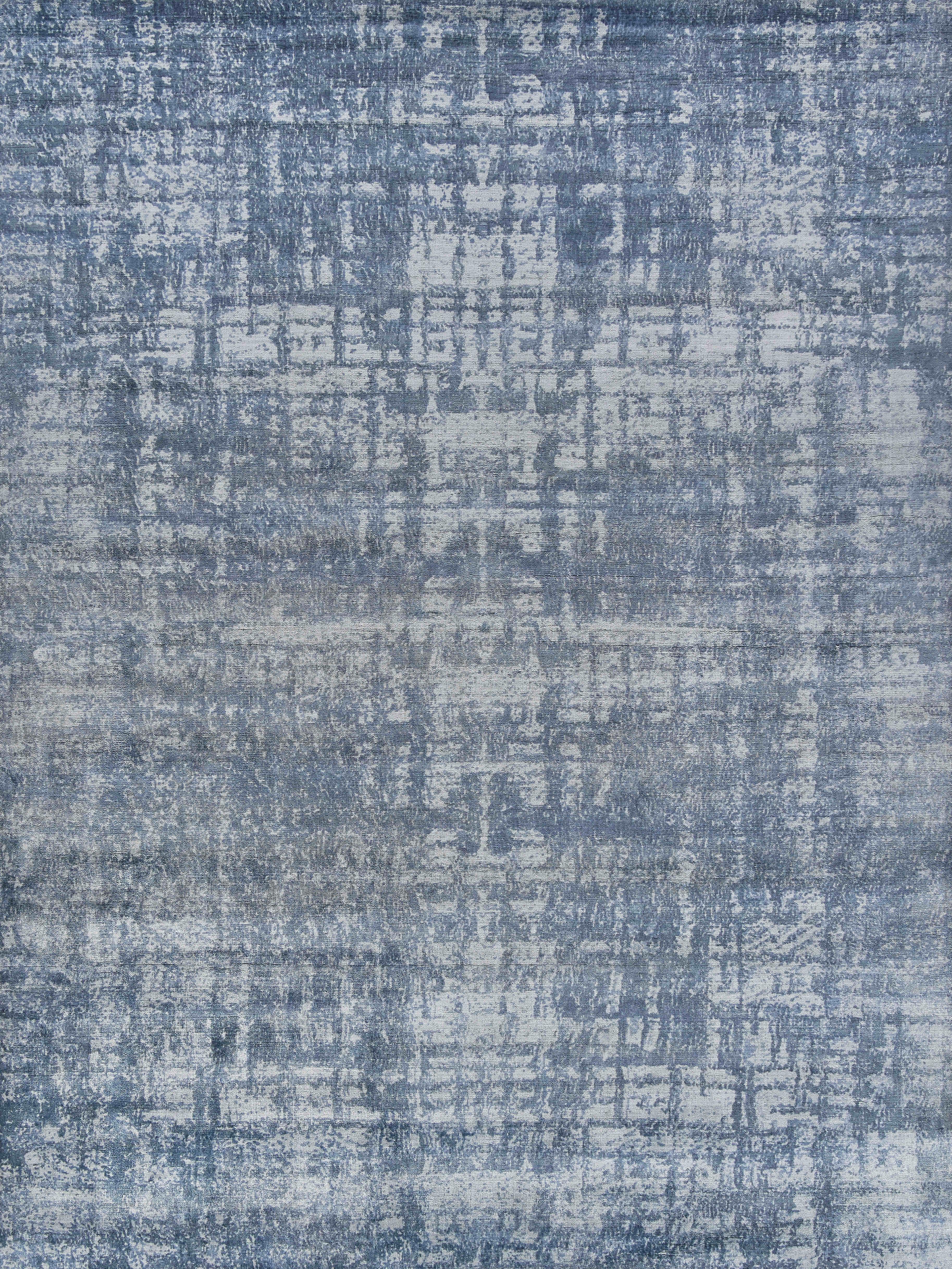 Antolini Blue/Ivory/Gray Bamboo Silk handloomed Area Rug For Sale