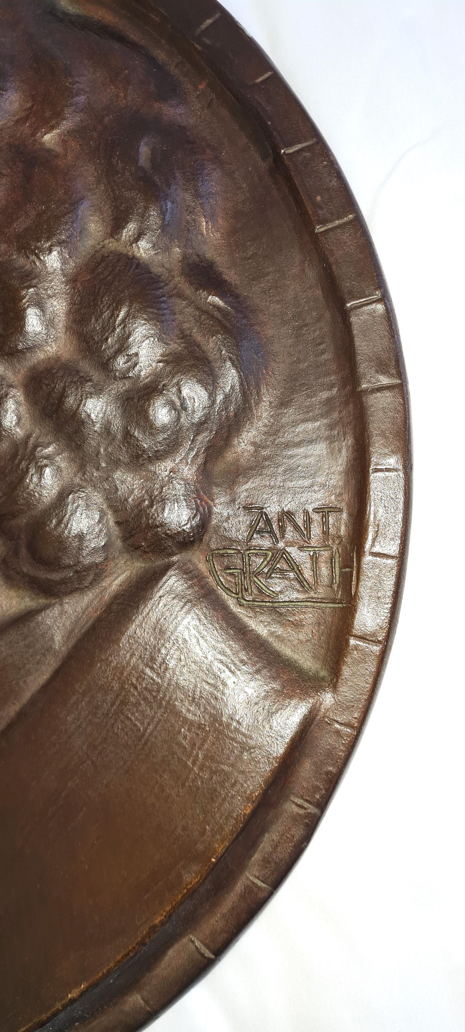 Art Nouveau Anton Grath: Rilievo in bronzo Jugenstil da 50 cm Franz Schubert in vendita