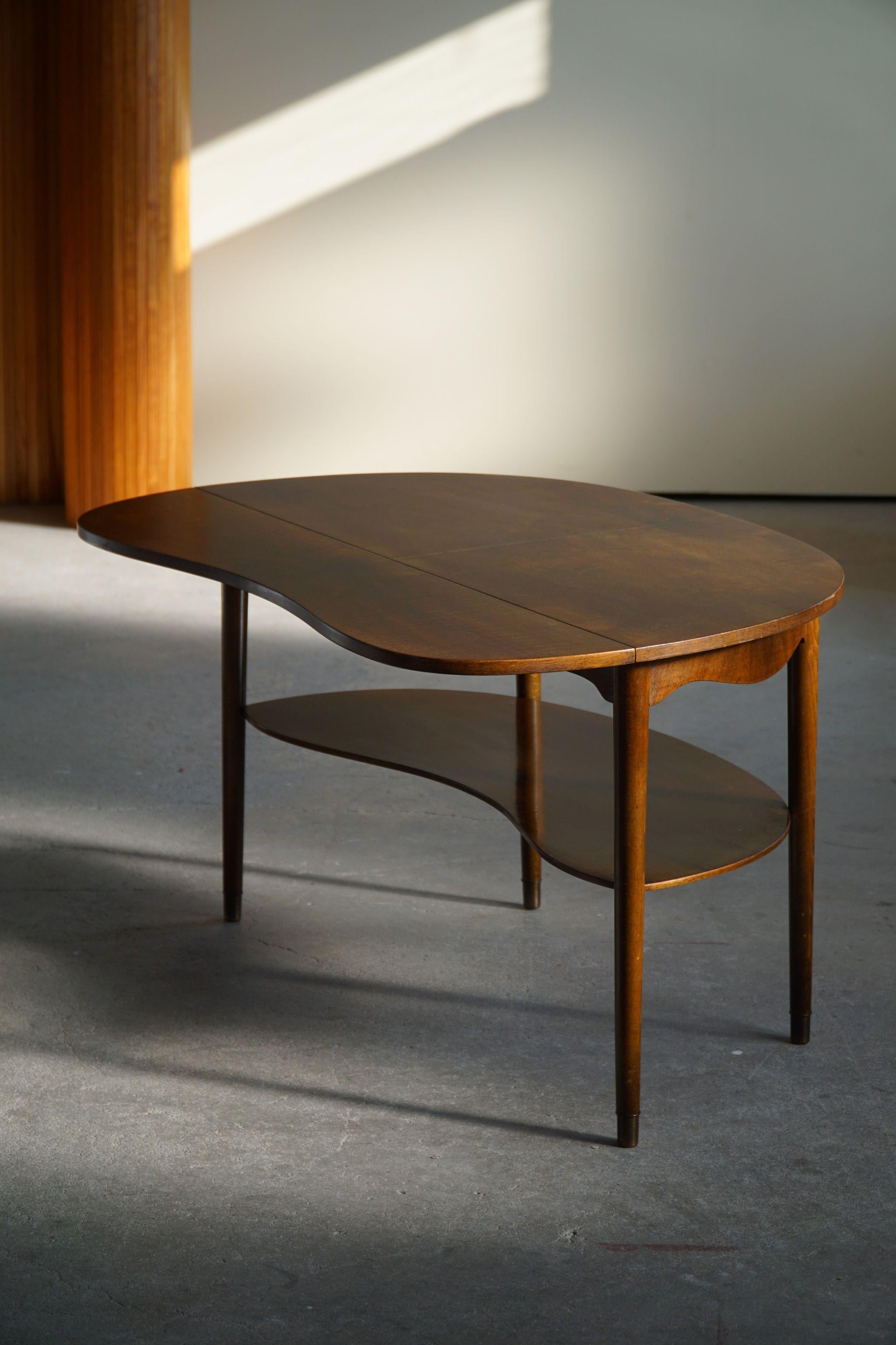 Anton Kildeberg, Classic Coffee Table in Walnut & Brass, Danish Modern, 1960s 2
