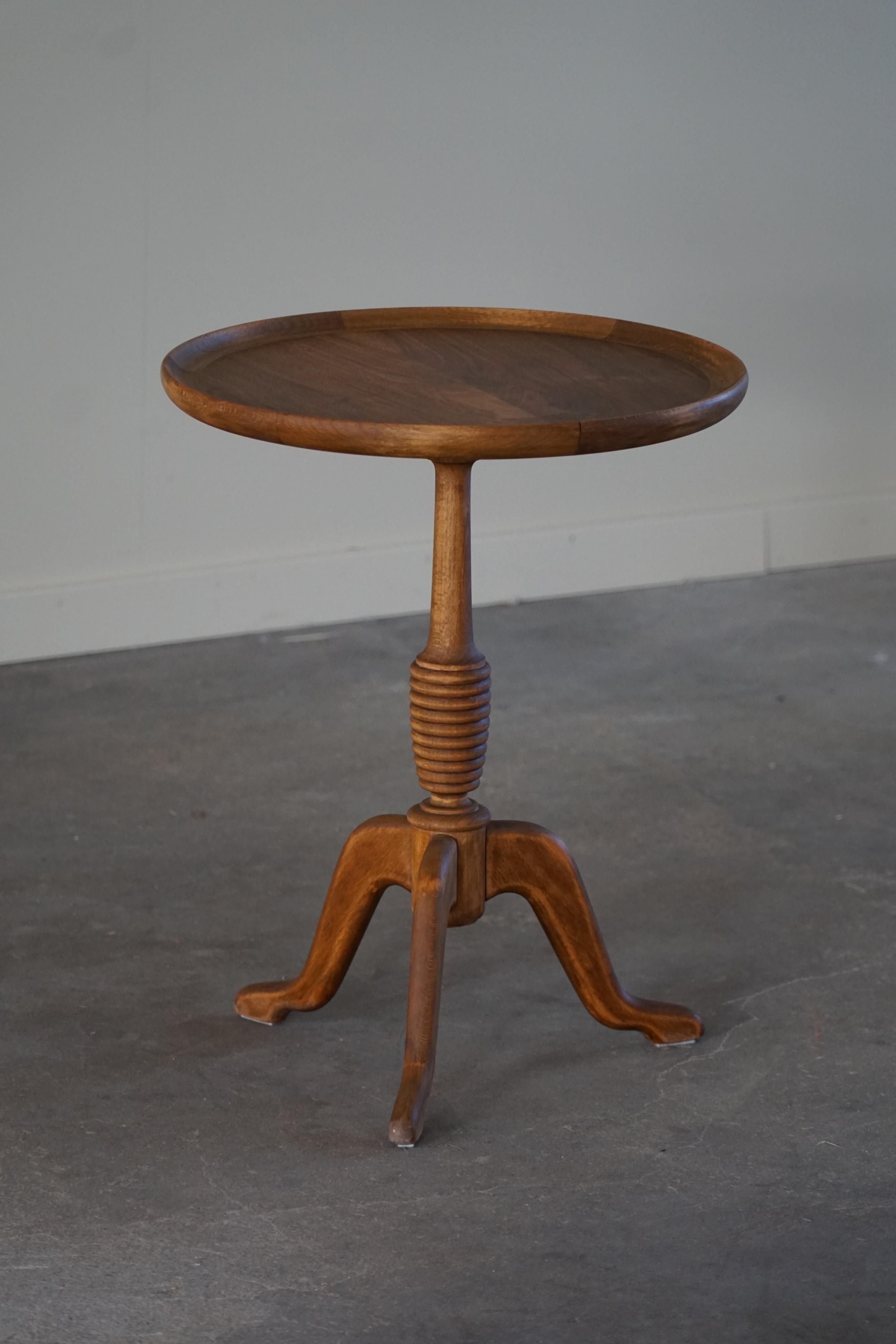 Anton Kildeberg, Round Side Table in Solid Oak, Model 210, Midcentury, 1960s 2