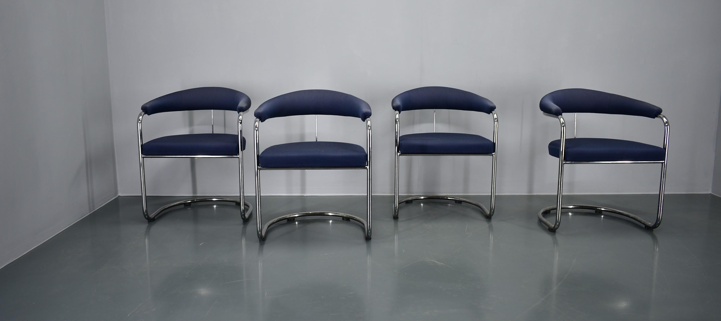 Ceco Anton Lorenz per Thonet 