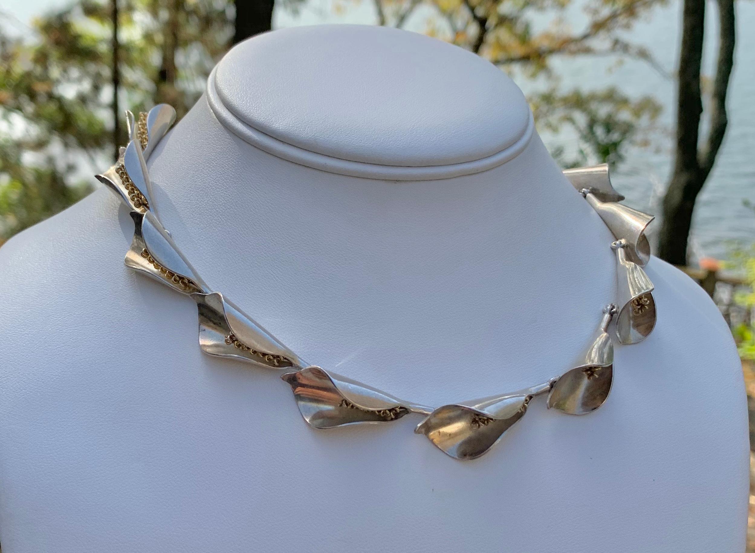 Anton Michelsen Calla Lily Necklace by Gertrude Engel Rougie Sterling, Denmark In Good Condition For Sale In New York, NY