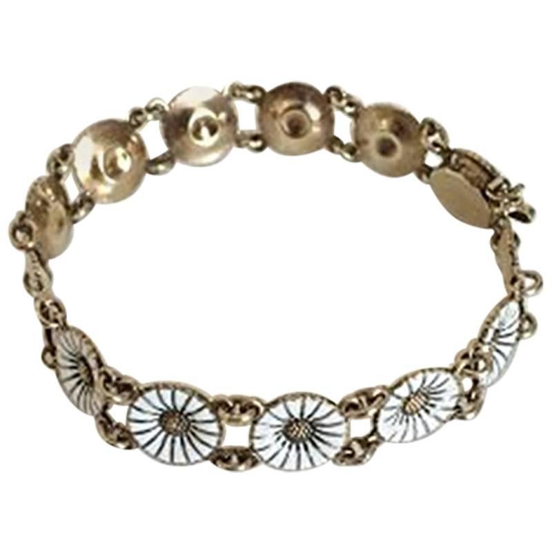 Anton hotsell michelsen daisy