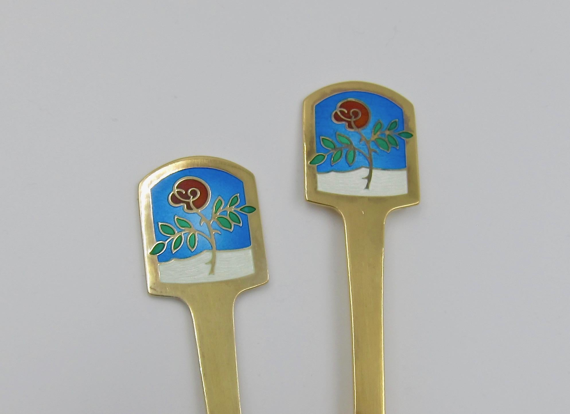 1977 Anton Michelsen Gilt Silver and Enamel Christmas Fork and Spoon Set For Sale 3