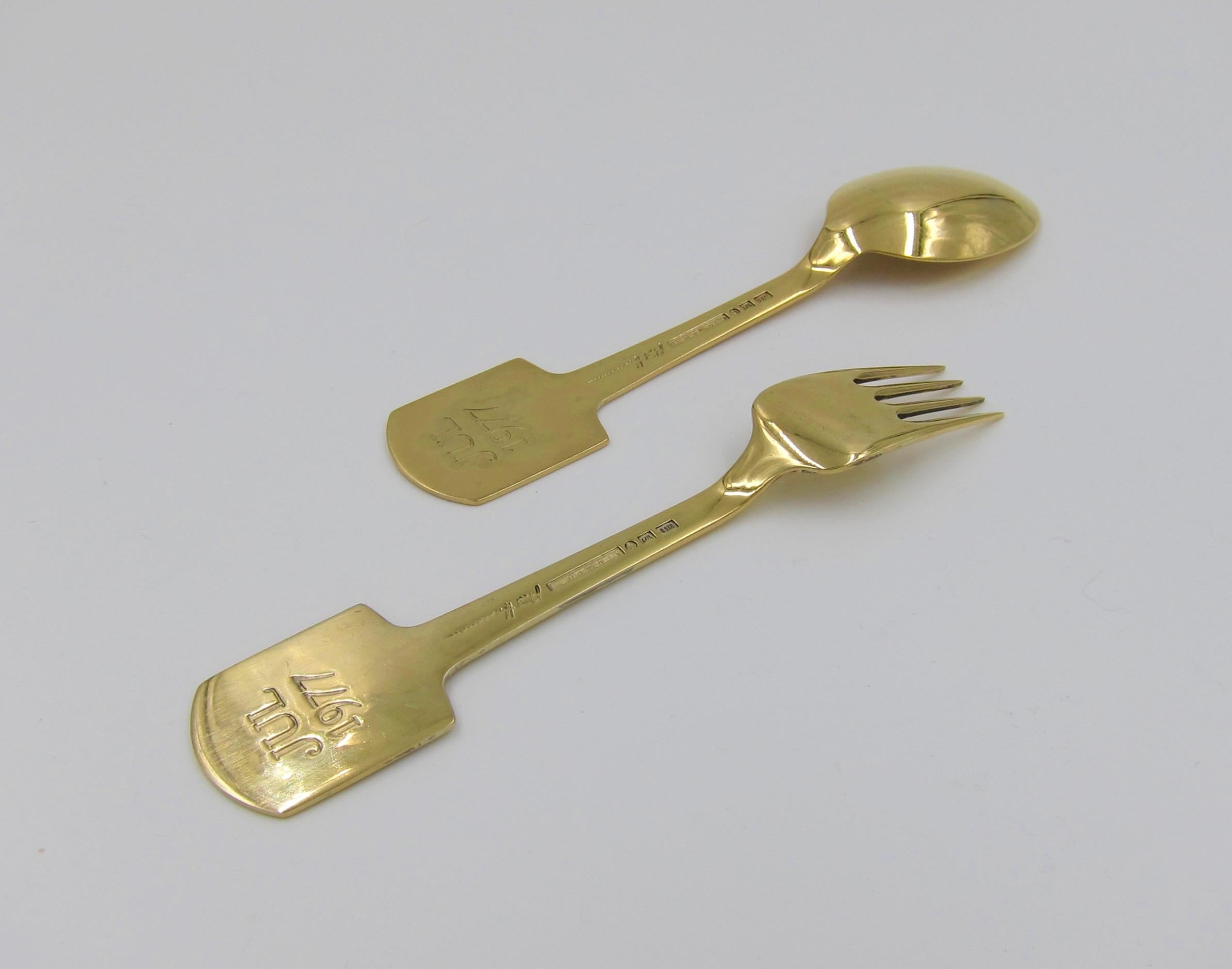 1977 Anton Michelsen Gilt Silver and Enamel Christmas Fork and Spoon Set For Sale 4
