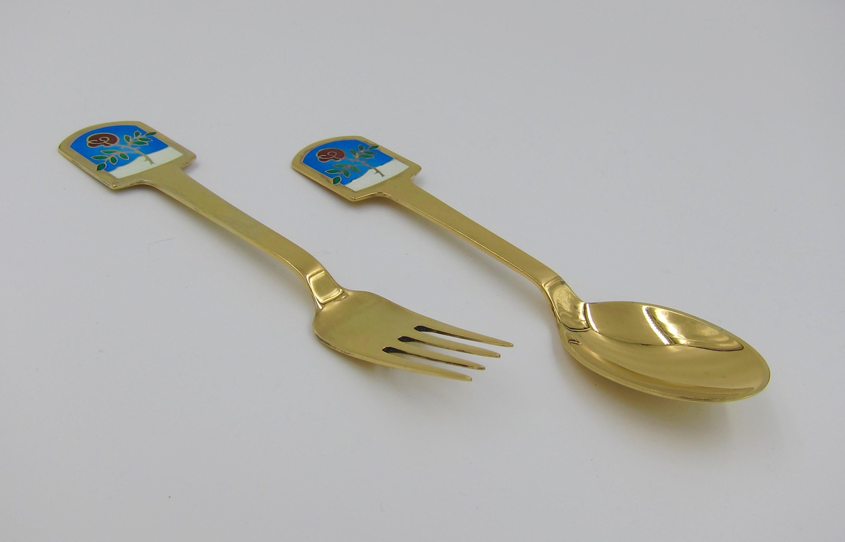 1977 Anton Michelsen Gilt Silver and Enamel Christmas Fork and Spoon Set For Sale 2
