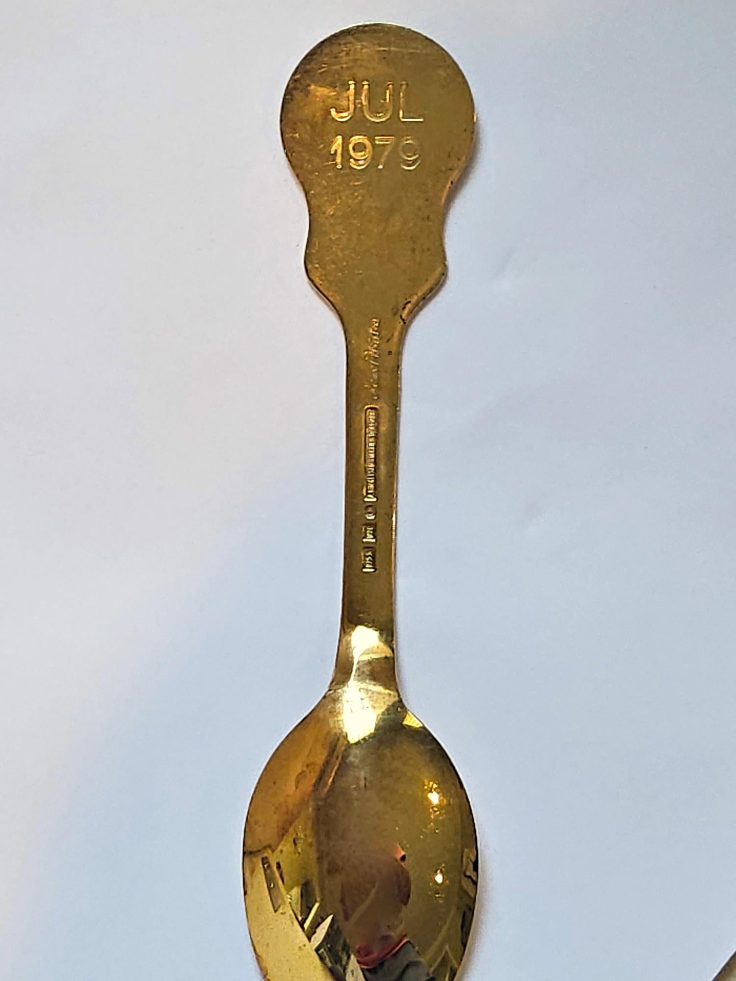 Danois Anton Michelsen Sterling Silver Gilt Christmas Spoon for 1979 en vente