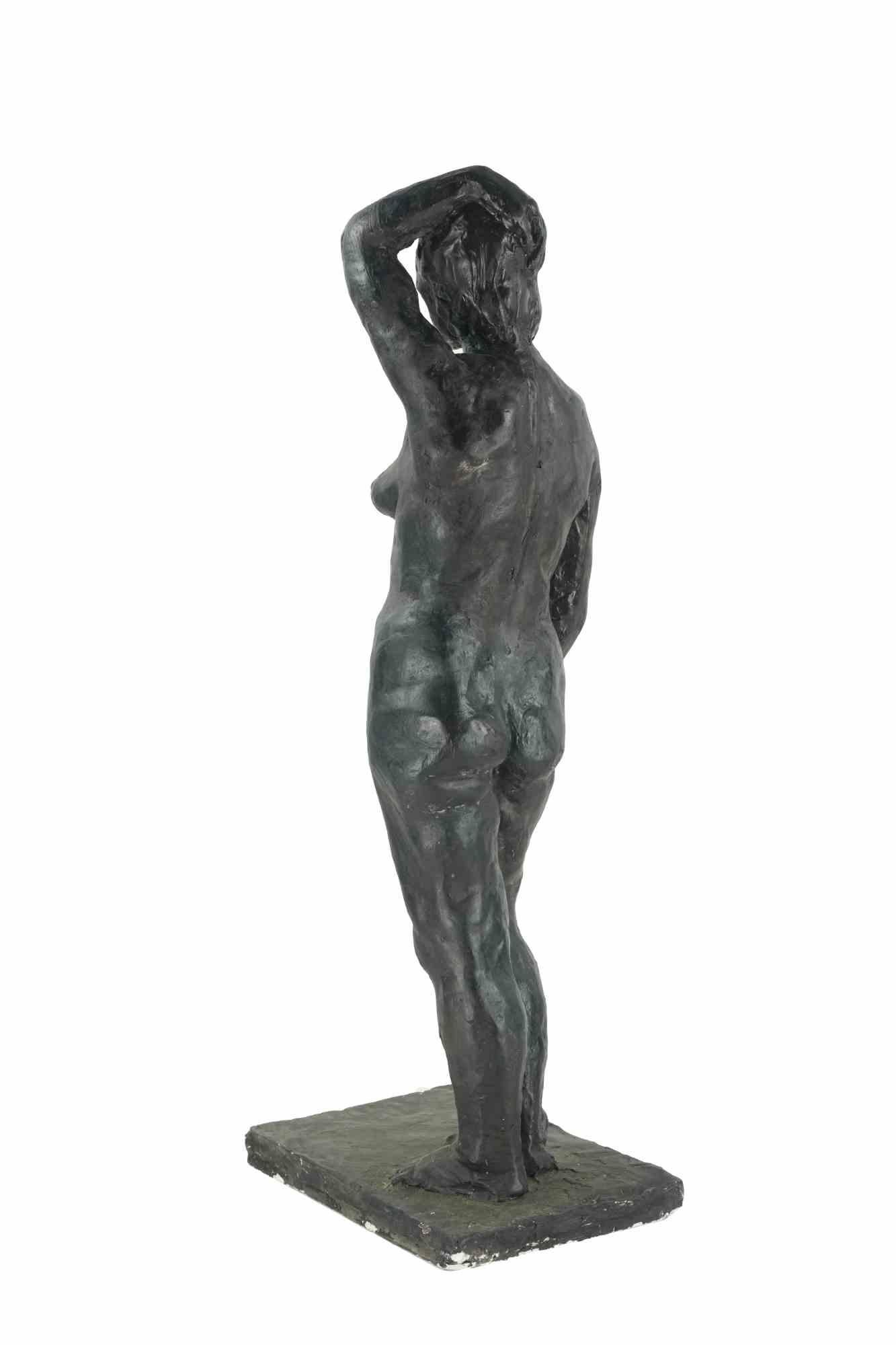 Nude of Woman - Sculpture by Anton Russev - 1960s For Sale 2