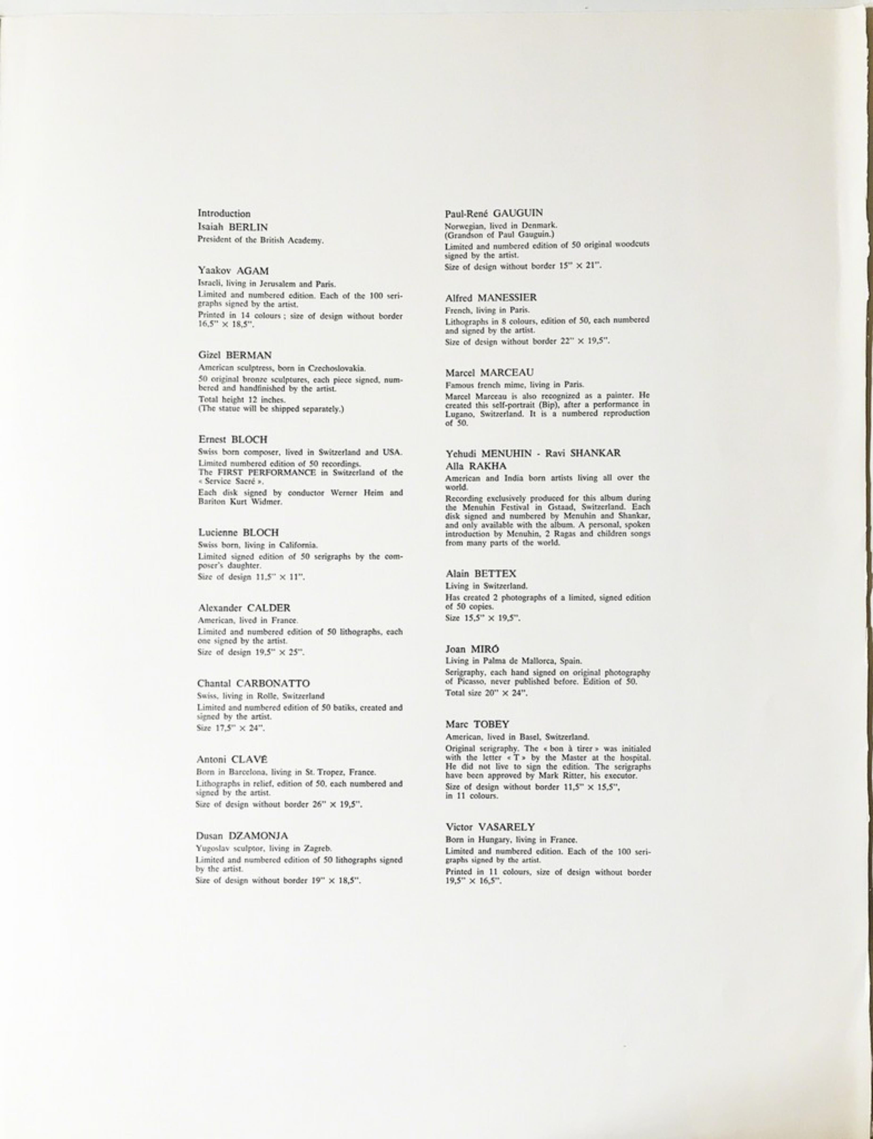 Antoni Clavé
Senza titolo, dall'Album International 2 Portfolio, 1977
Tecnica mista: Litografia in rilievo
29 1/4 × 19 3/4 pollici
Edizione 1/50
 Firmato e numerato sul fronte
Non incorniciato
Si tratta di una rara litografia dell'artista grafico,