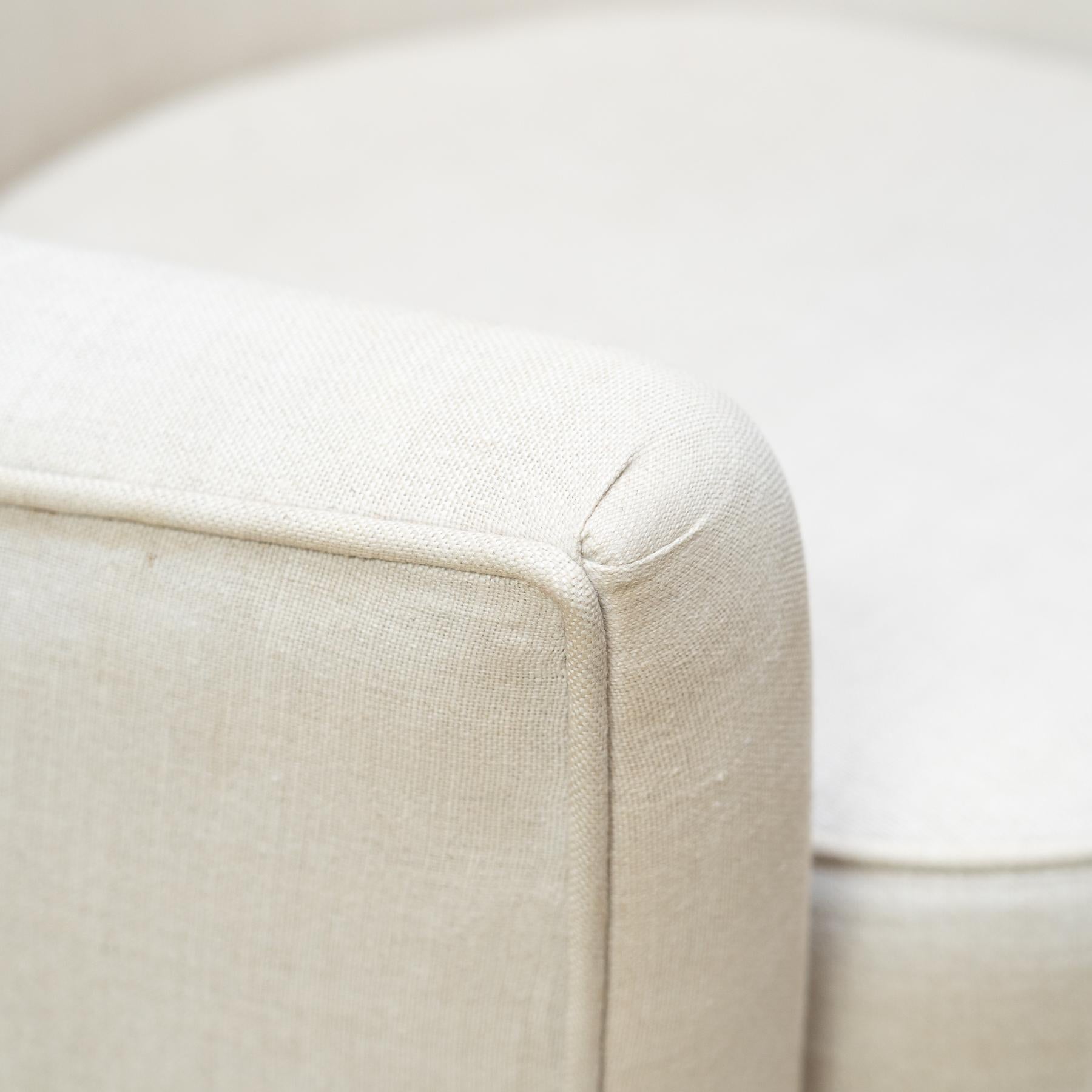 Mid-Century Modern Antoni de Moragas Armchair and Footstool by Santa & Cole For Sale