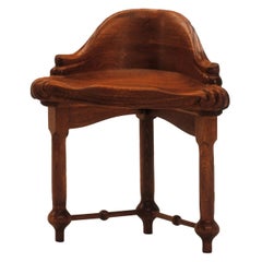 Antoni Gaudí Calvet Stool by BD Barcelona Design, Varnished Oak
