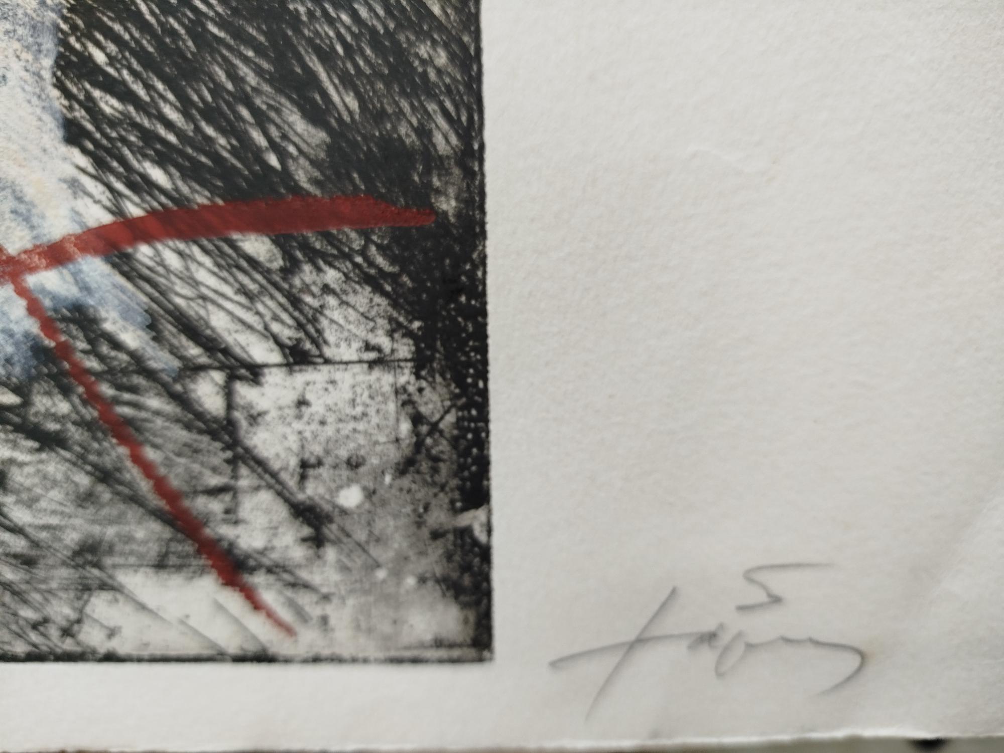 Tapies  Gravé  abstrait - Gris Abstract Print par Antoni Tàpies