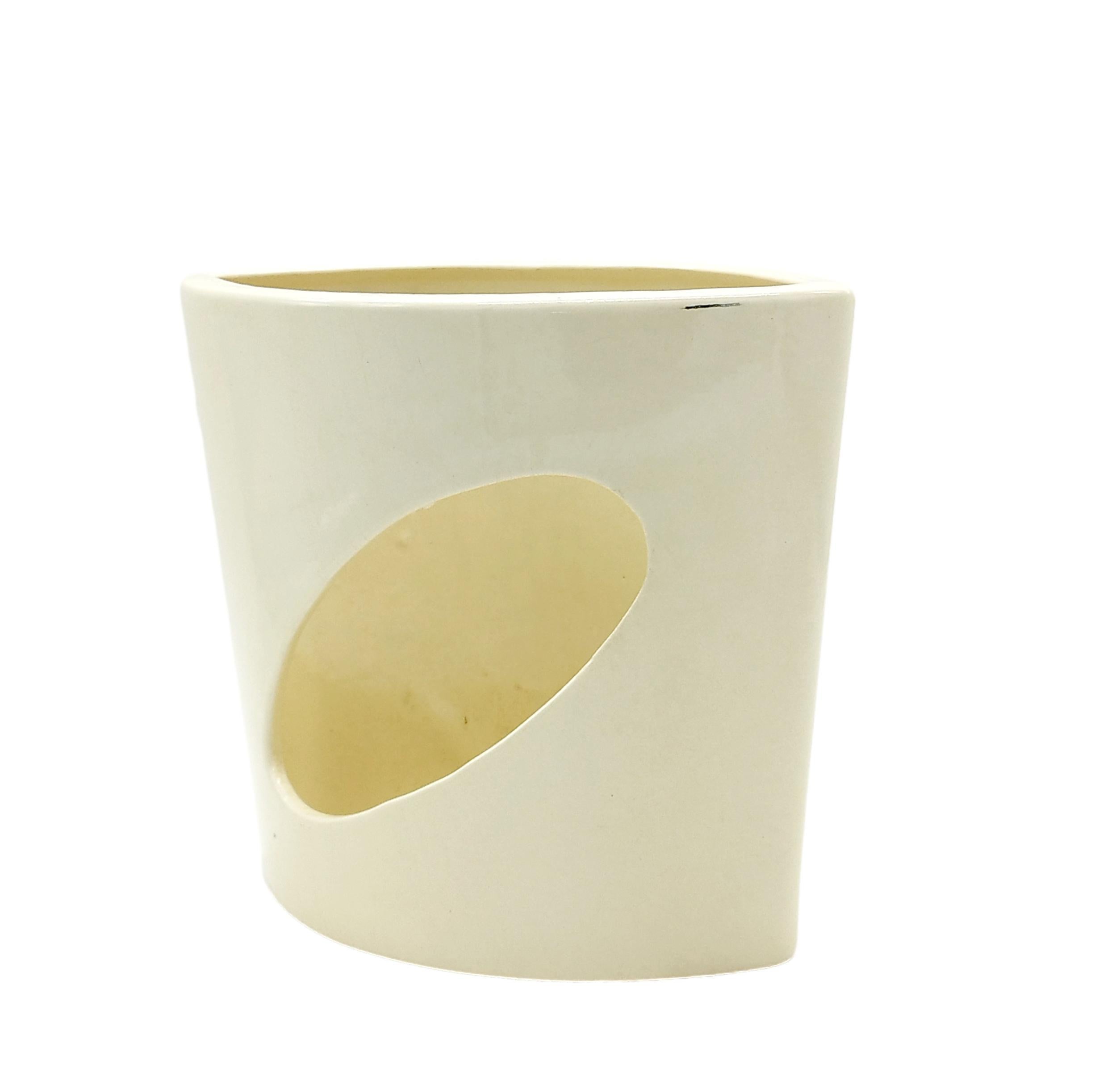 Mid-Century Modern Antonia Campi Style Ivory Ceramic Cachepot, Italy, 1970s For Sale