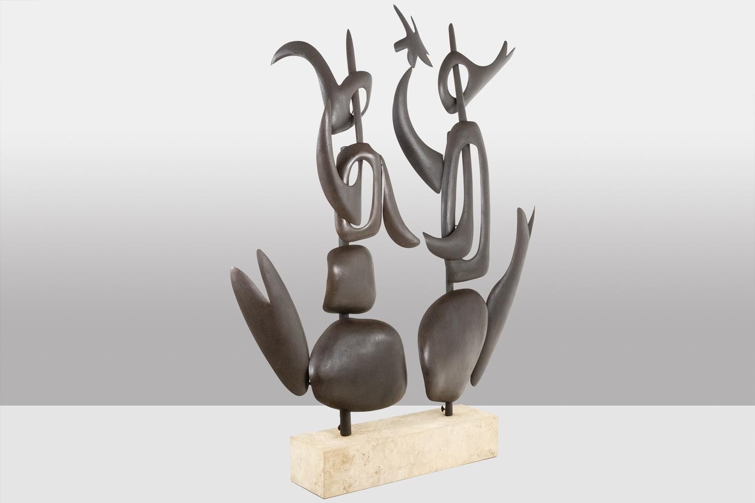 Antonine de Saint Pierre. Gebogene Metallskulptur. Zeitgenössische Arbeit. (Französisch) im Angebot