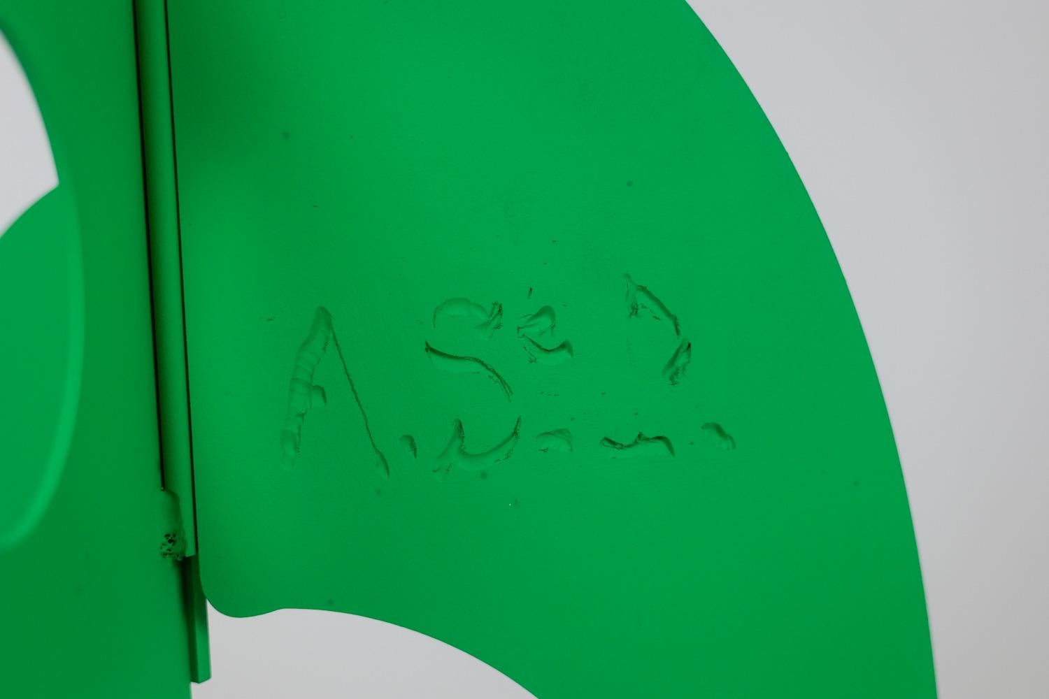 Antonine de Saint Pierre. Green sculpture “Le baiser”. Contemporary. For Sale 5
