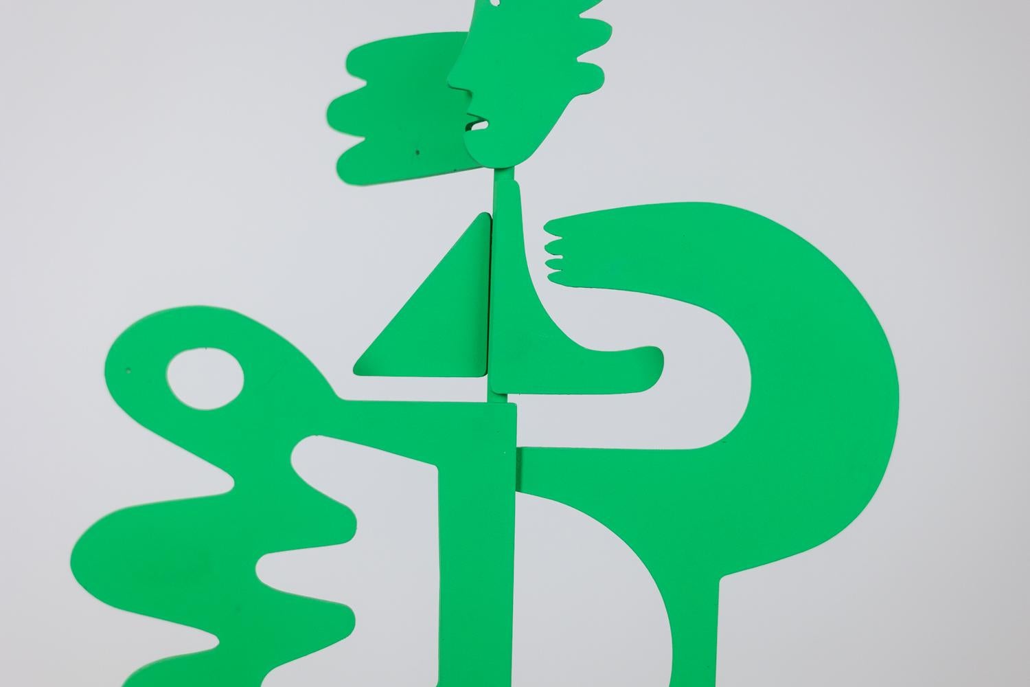 Antonine de Saint Pierre. Green sculpture “Le baiser”. Contemporary. For Sale 1