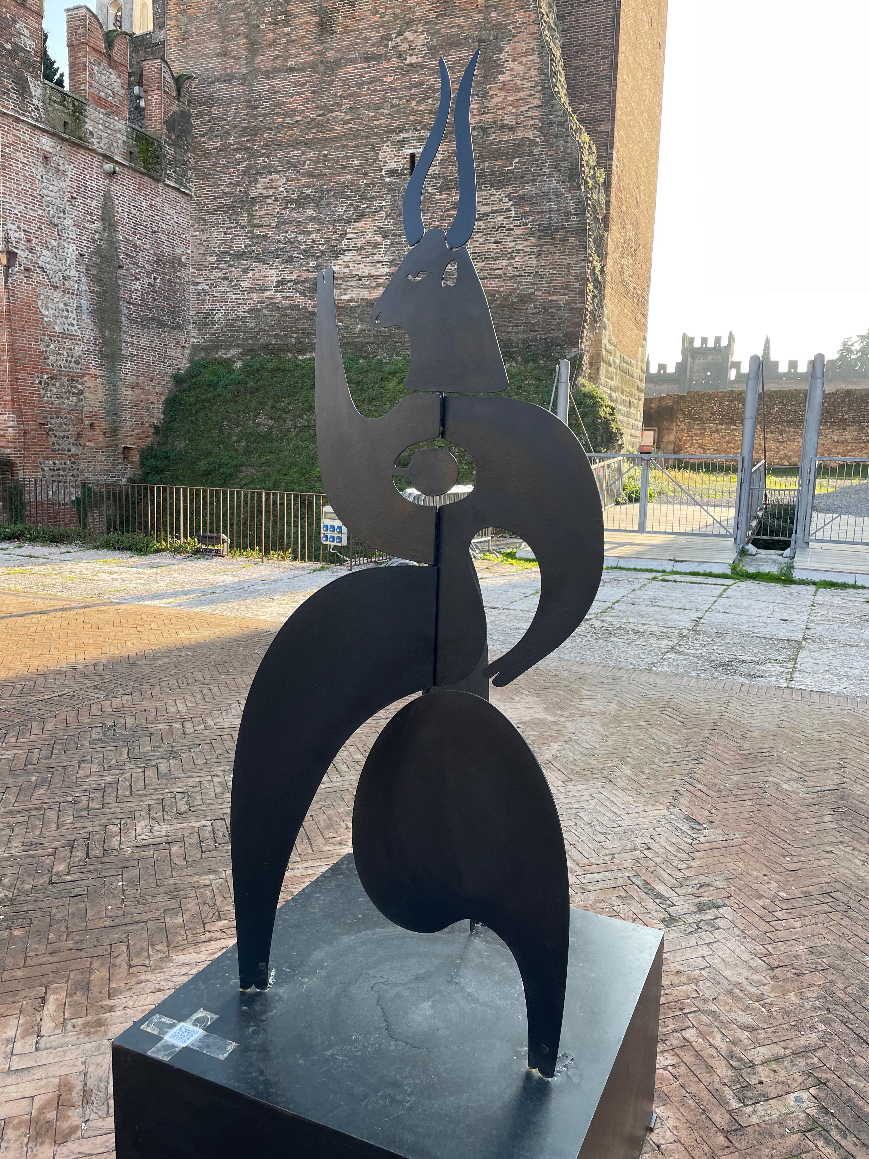 Tauride - Autres styles artistiques Sculpture par Antonine de Saint Pierre