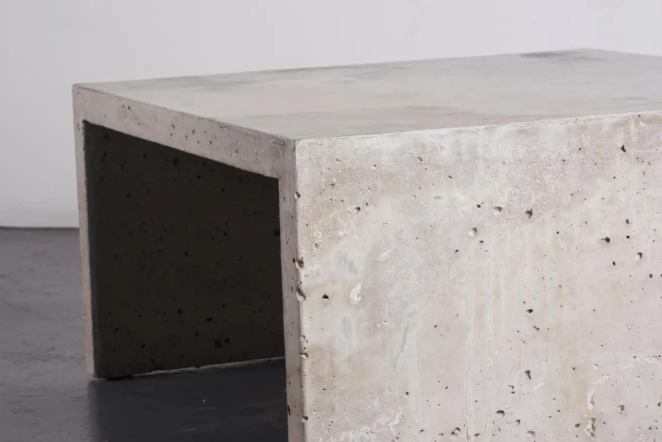 'Antonine' Reinforced Concrete Table, One of a Kind Artwork by Littlewhitehead For Sale 3