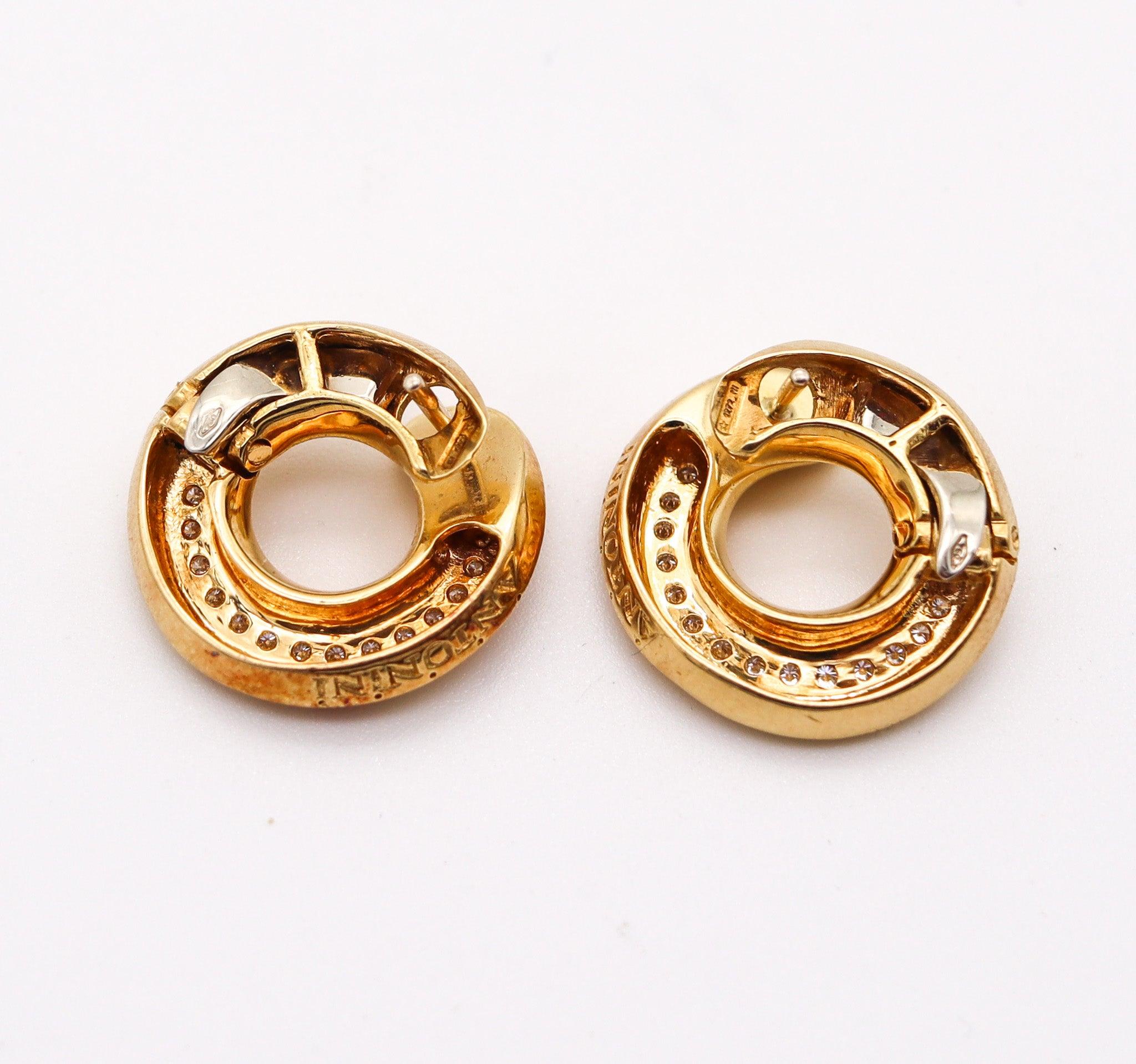 Brilliant Cut ANTONINI GIOIELLI Hoops Earrings In 18Kt Yellow Gold With 38 VS Diamonds For Sale