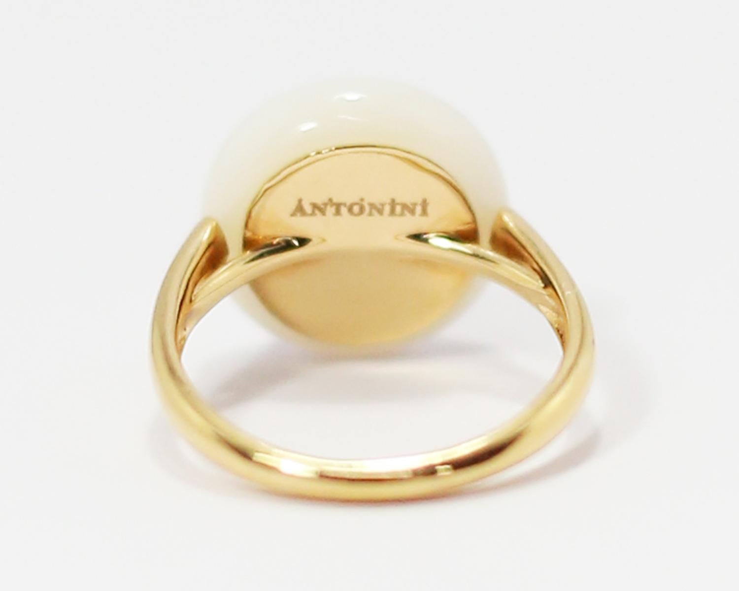 READY TO SHIP
*Shipment of this piece is not affected by COVID-19. Orders welcome!*
◘This ring is an icon of the Porto Cervo Collection made in 2011
◘ Size Europe 53, US 7 but can be adapted.  
◘ 18kt gold Weight 4.50gr with stones 5.72gr
◘