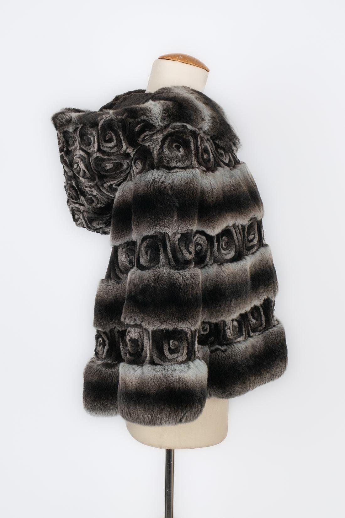 Antonio Arnesano Rex Rabbit Fur Cape In Excellent Condition In SAINT-OUEN-SUR-SEINE, FR