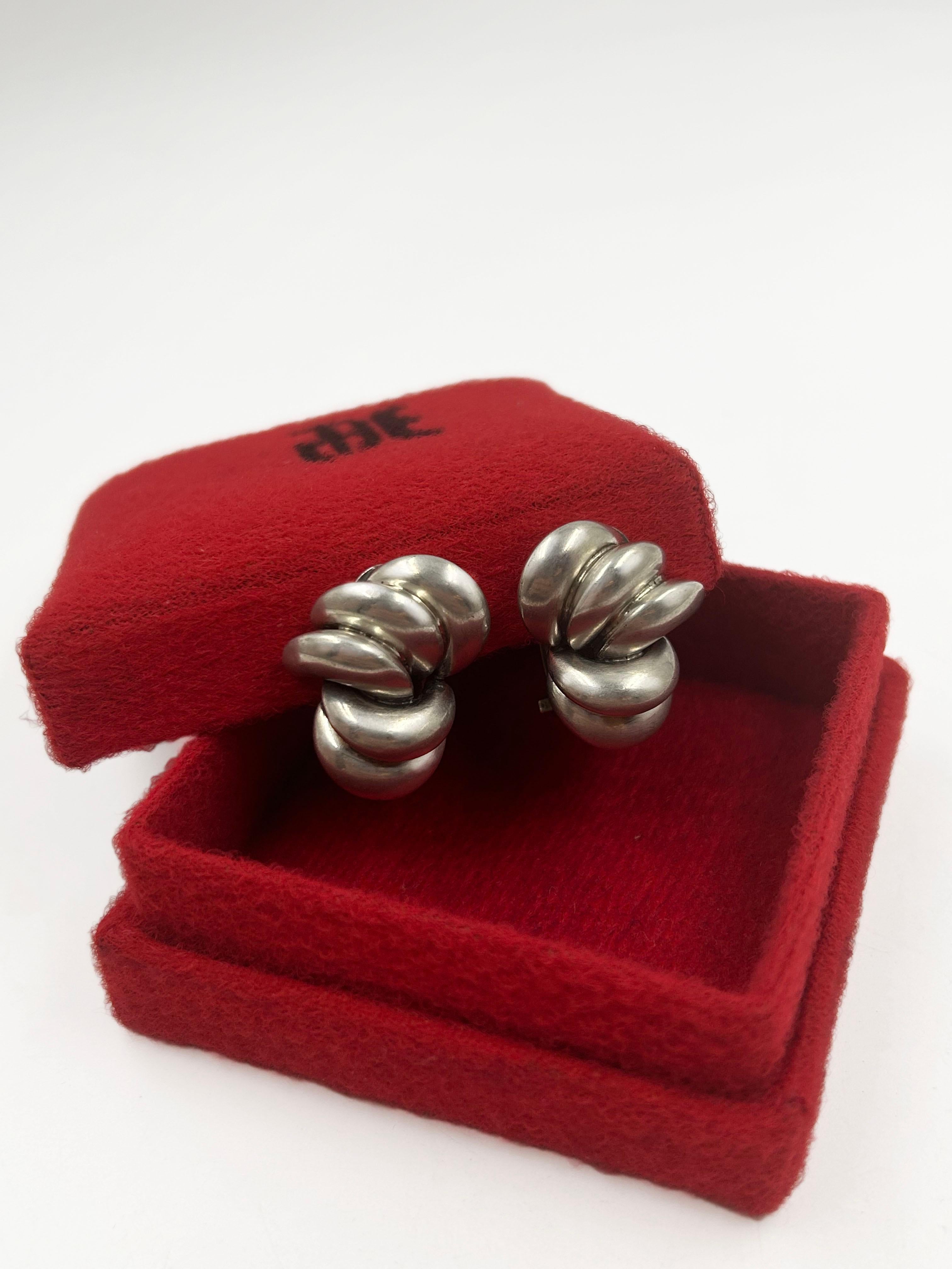 Argentino Antonio Belgiorno - Coppia di orecchini a clip in argento 900, Argentina, metà del XX secolo in vendita