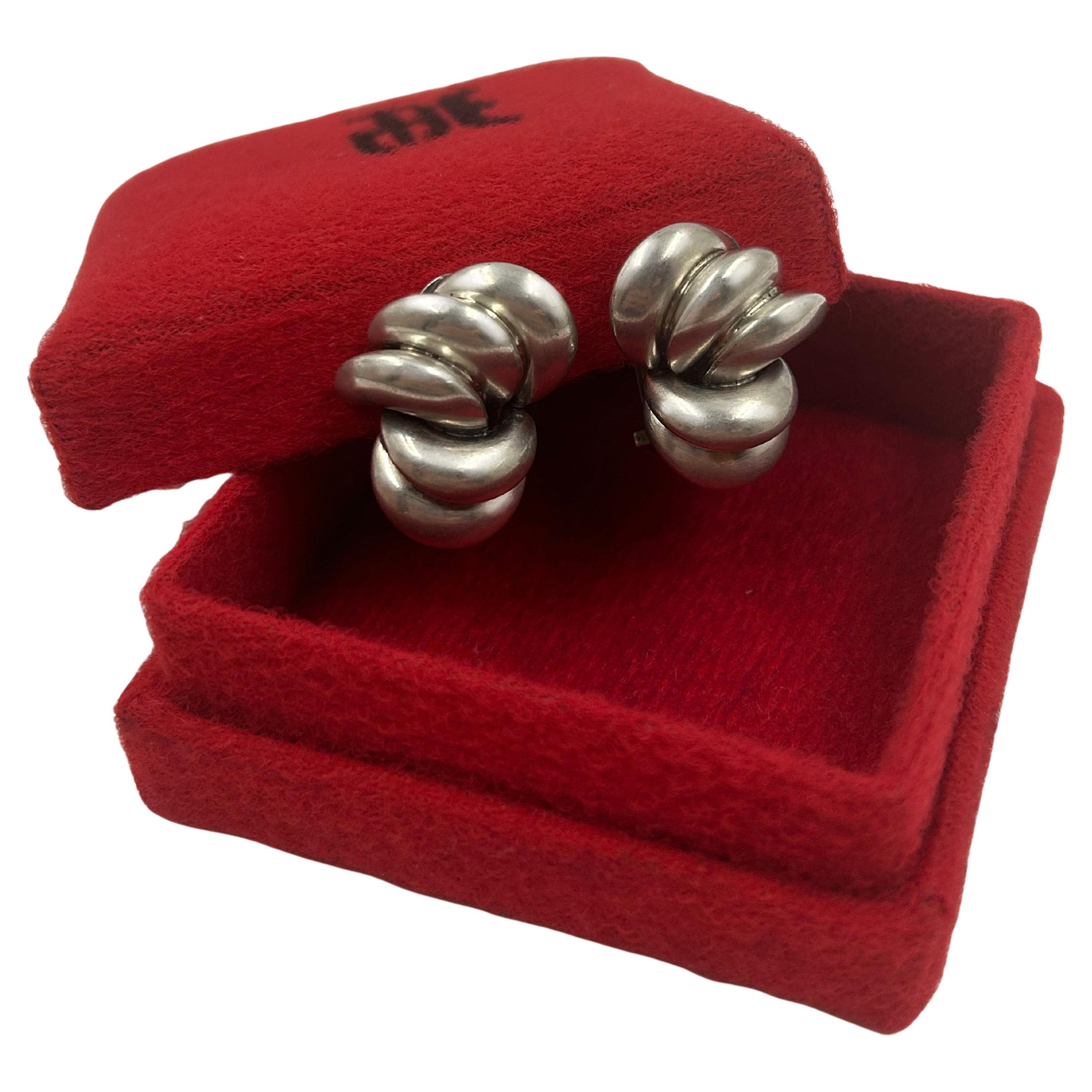 Antonio Belgiorno - Coppia di orecchini a clip in argento 900, Argentina, metà del XX secolo in vendita