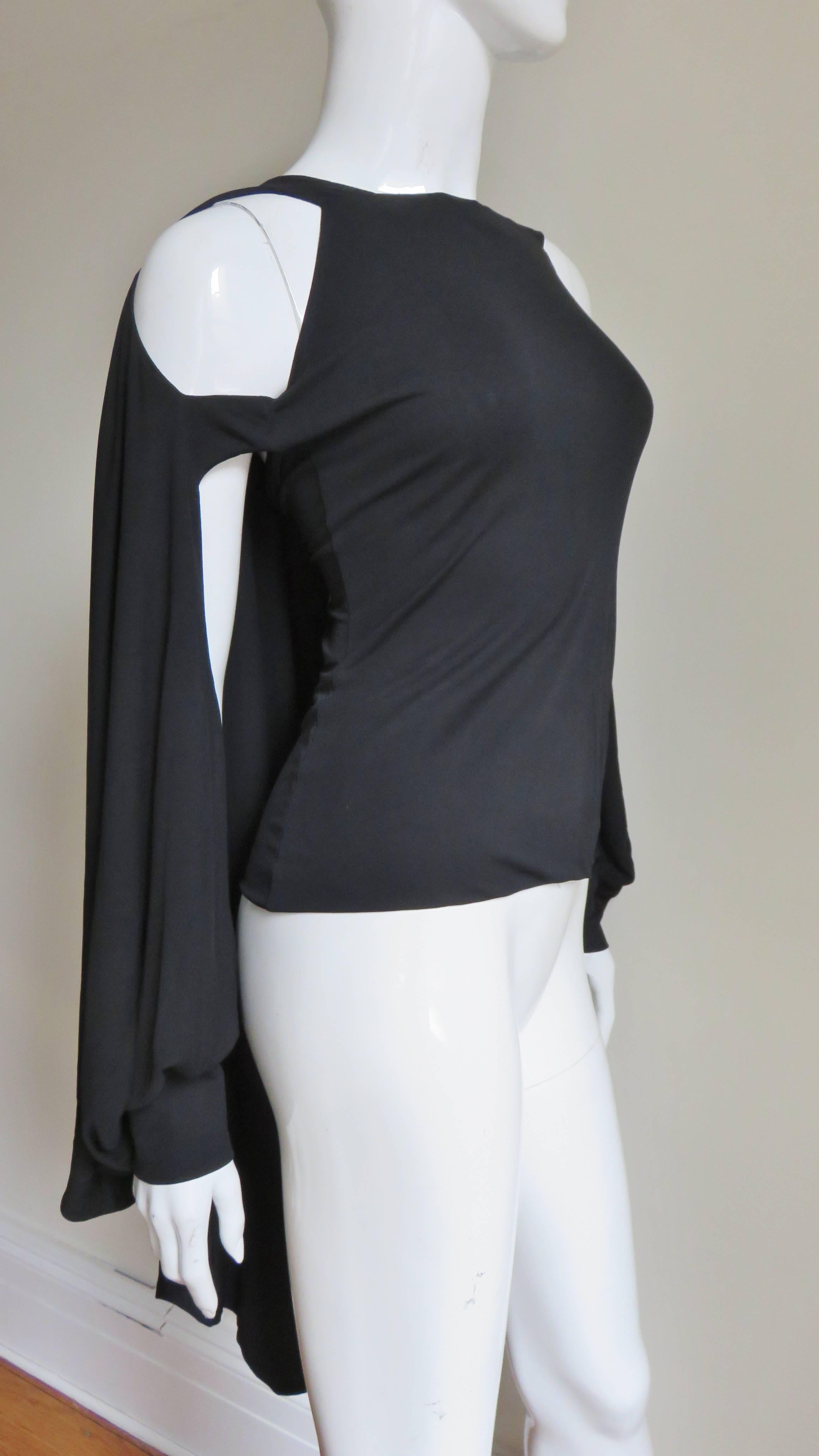 Antonio Berardi New Silk Cut out Cape Top In Excellent Condition For Sale In Water Mill, NY
