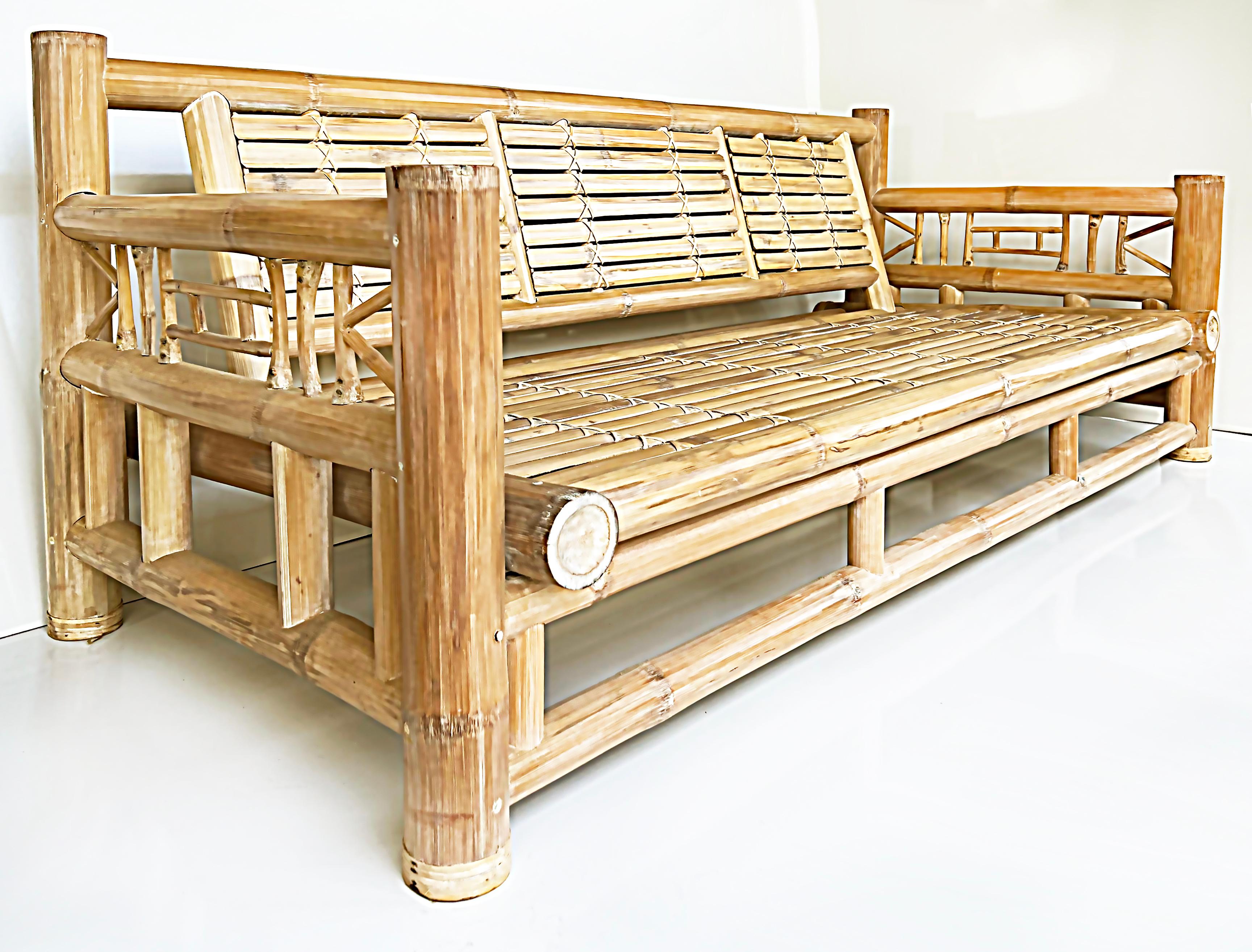 Antonio Budji Layug Style Vintage Coastal Bamboo Side Table For Sale 2