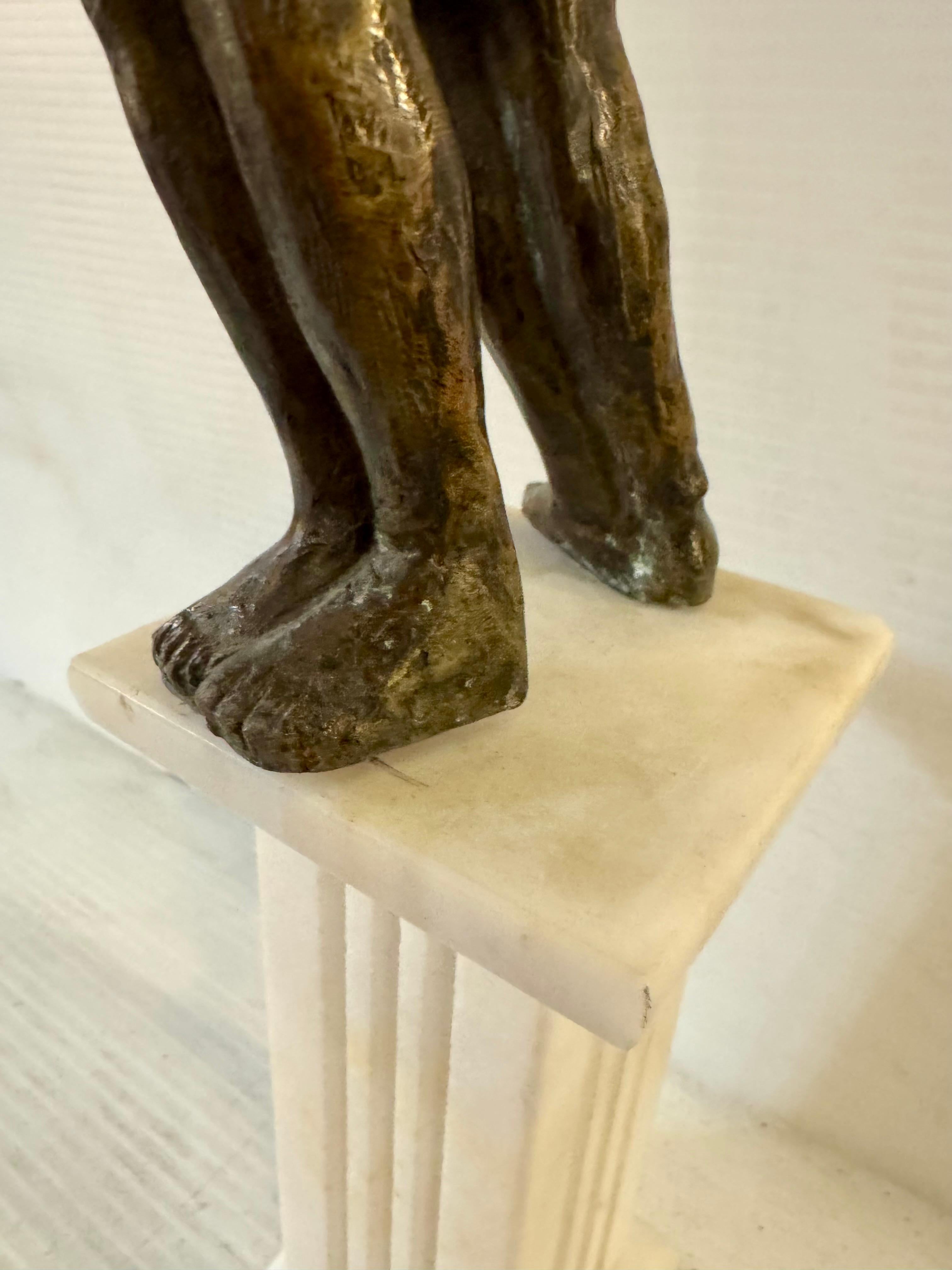 Antonio Camps Carol attr Escultura 'Abrazo' siglo XX en venta