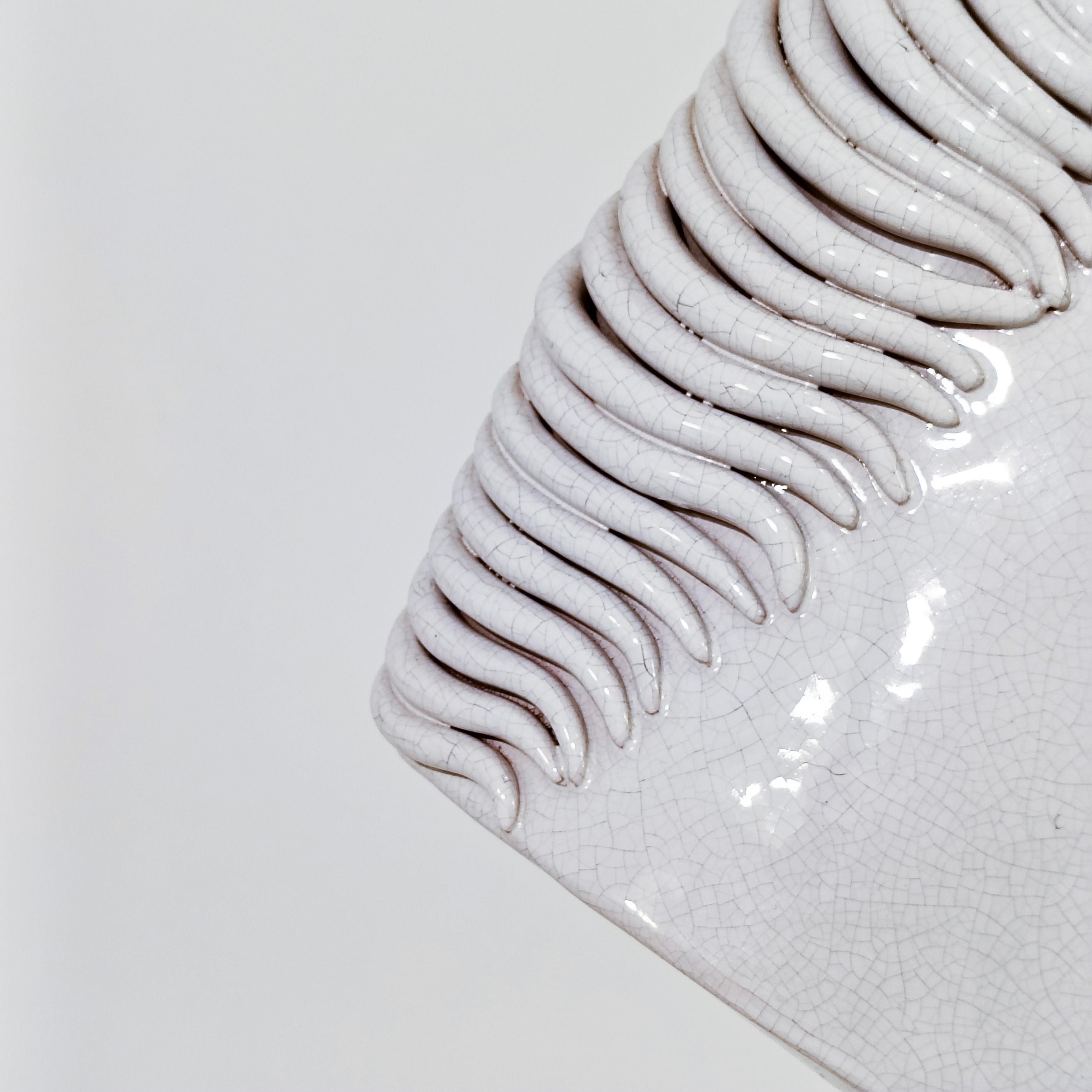 Antonio Campuzano. Lampe de table sculpture de cheval en céramique faite à la main, Espagne, années 1970 en vente 6