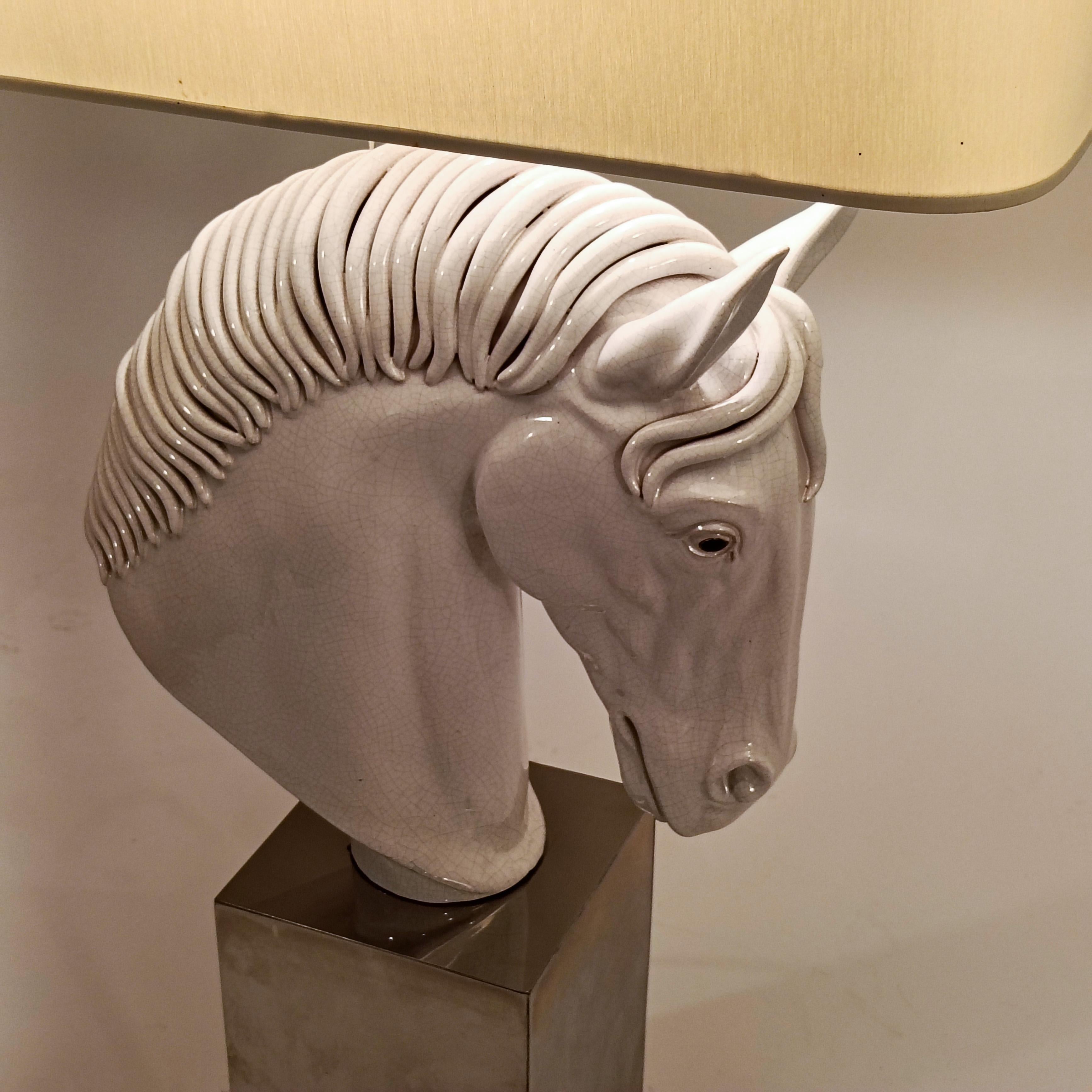 Antonio Campuzano. Lampe de table sculpture de cheval en céramique faite à la main, Espagne, années 1970 en vente 1