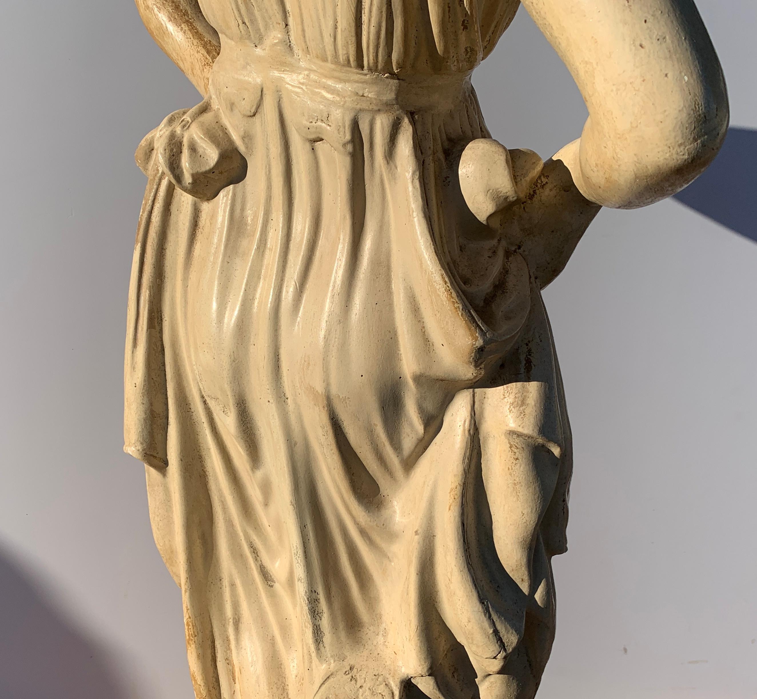 Suivre d'Antonio Canova - Paire de sculptures néoclassiques du 19-20e siècle en vente 9