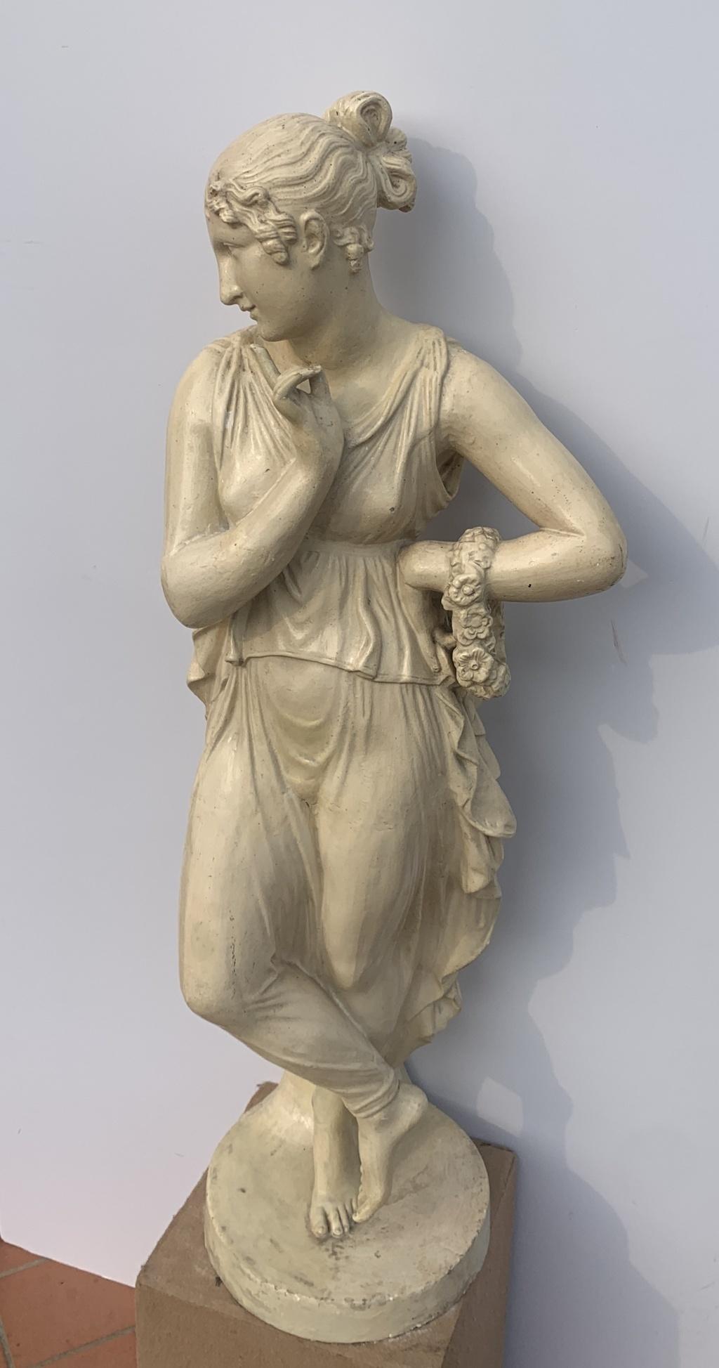Suivre d'Antonio Canova - Paire de sculptures néoclassiques du 19-20e siècle en vente 12