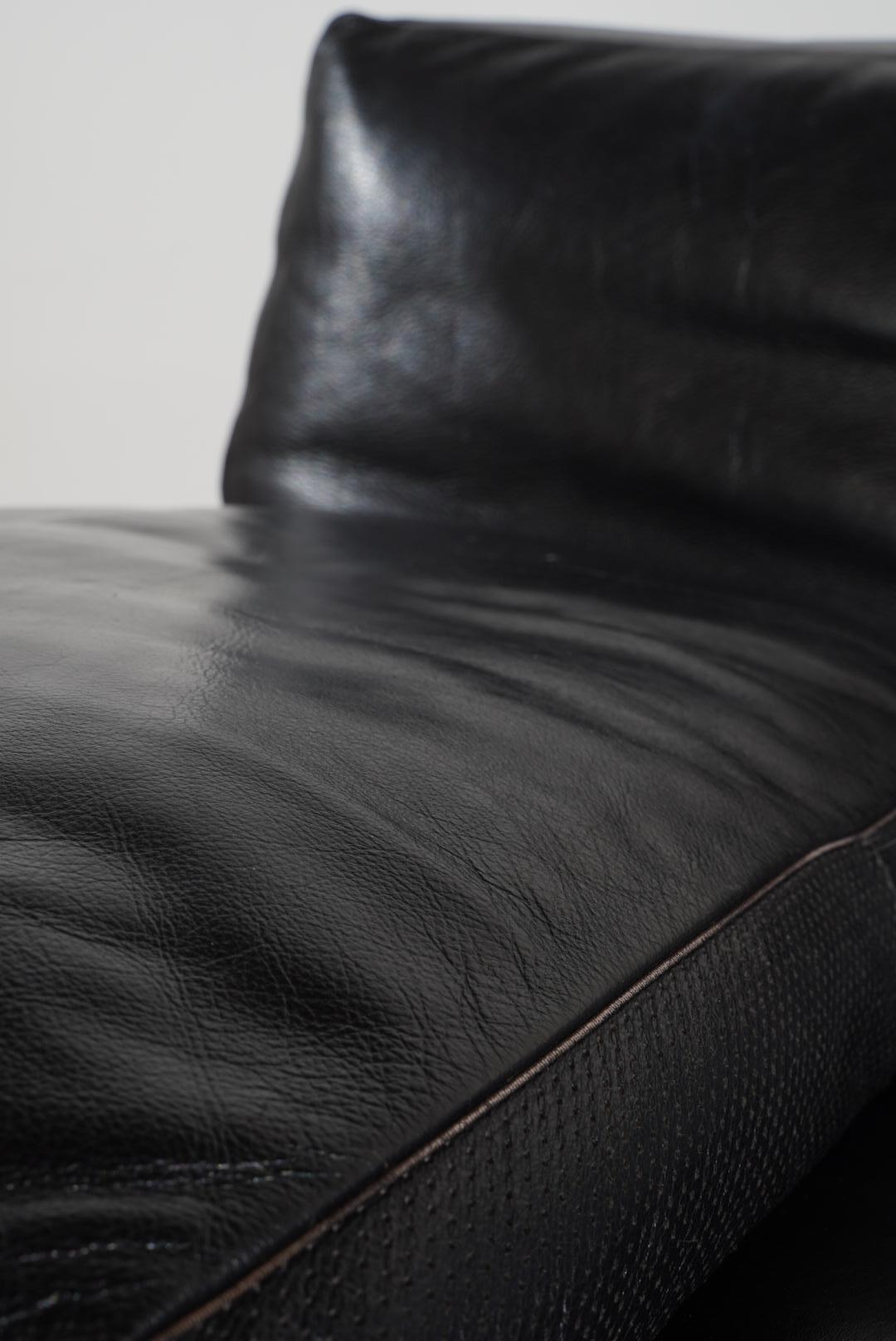 antonio leather sofa