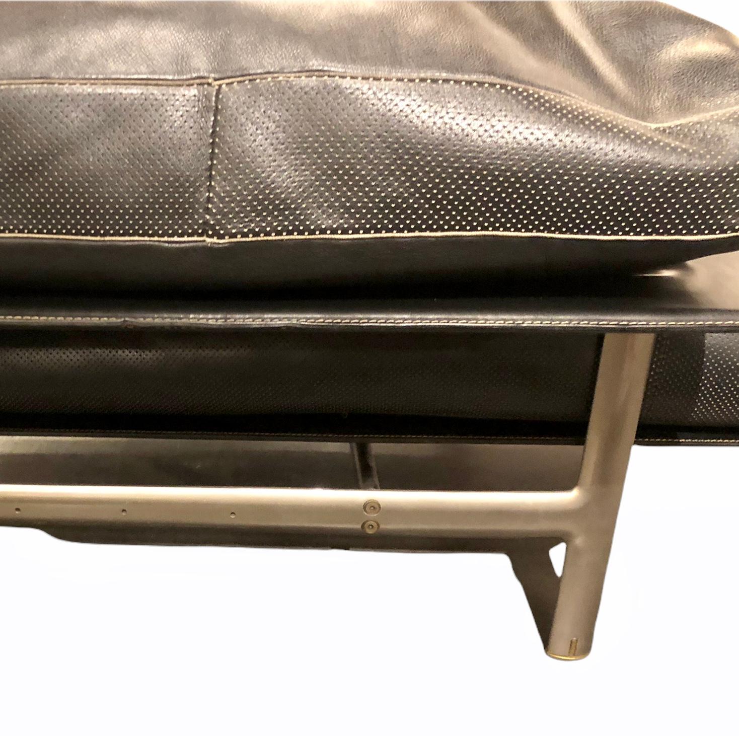 Metal Leather  Lounge Chair diesis by Citterio for BB italia