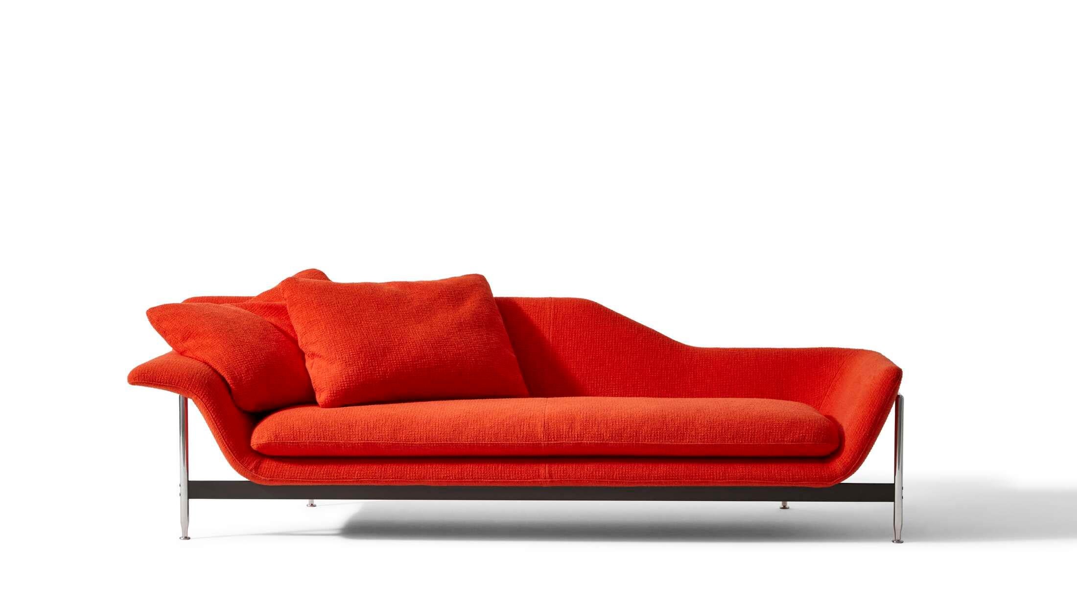 Antonio Citterio Esosoft Sofa by Cassina in red, magenta or white For ...