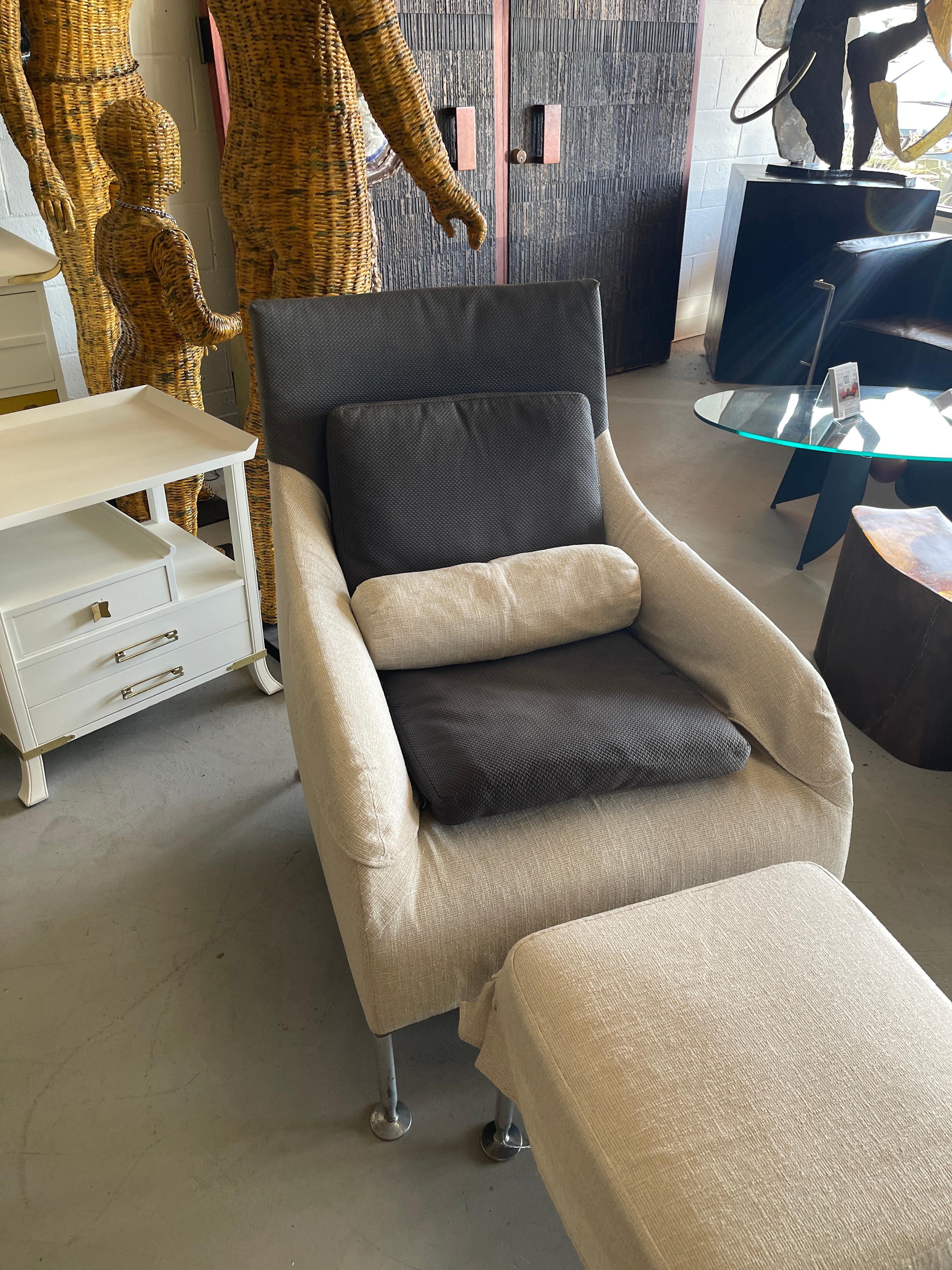 Antonio Citterio Florence Chair and Ottoman for B & B Italia In Good Condition In Palm Springs, CA