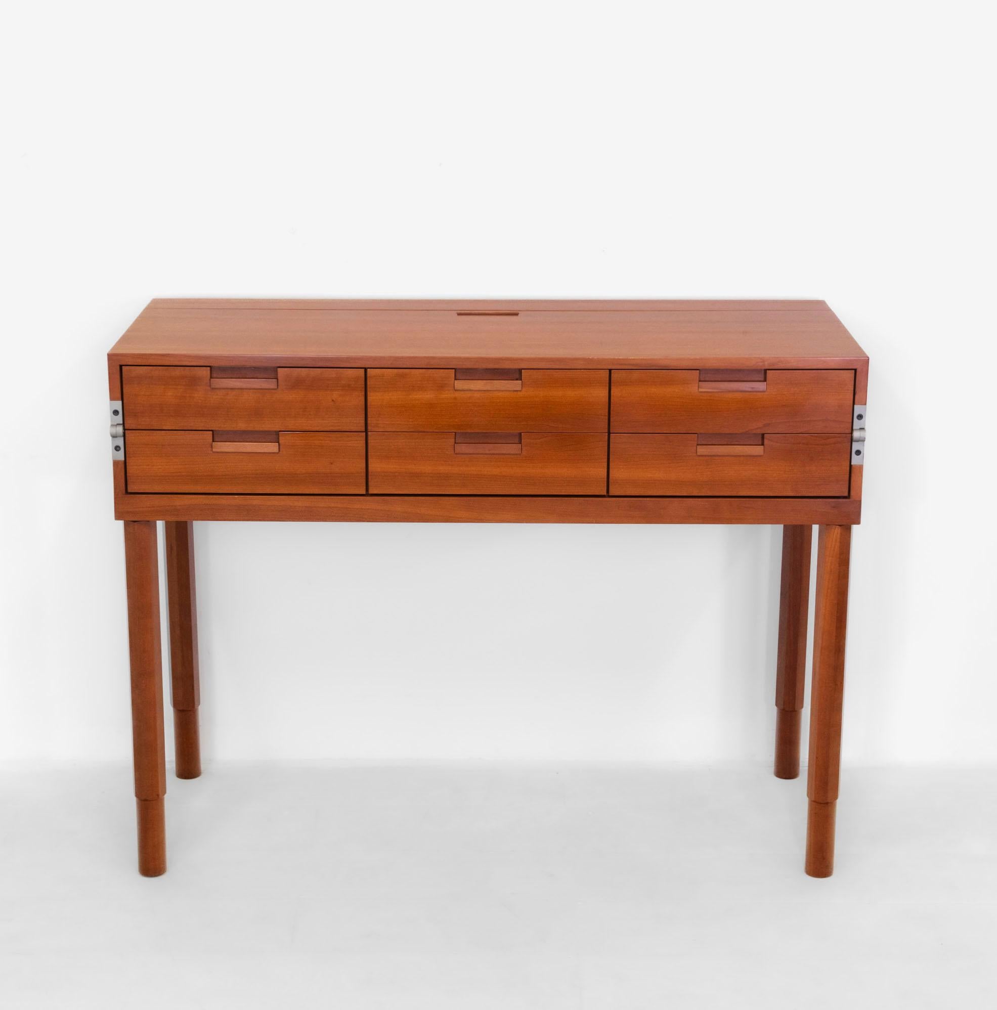 Antonio Citterio Folding top Desk Sideboard By B&B Italia For Sale 7