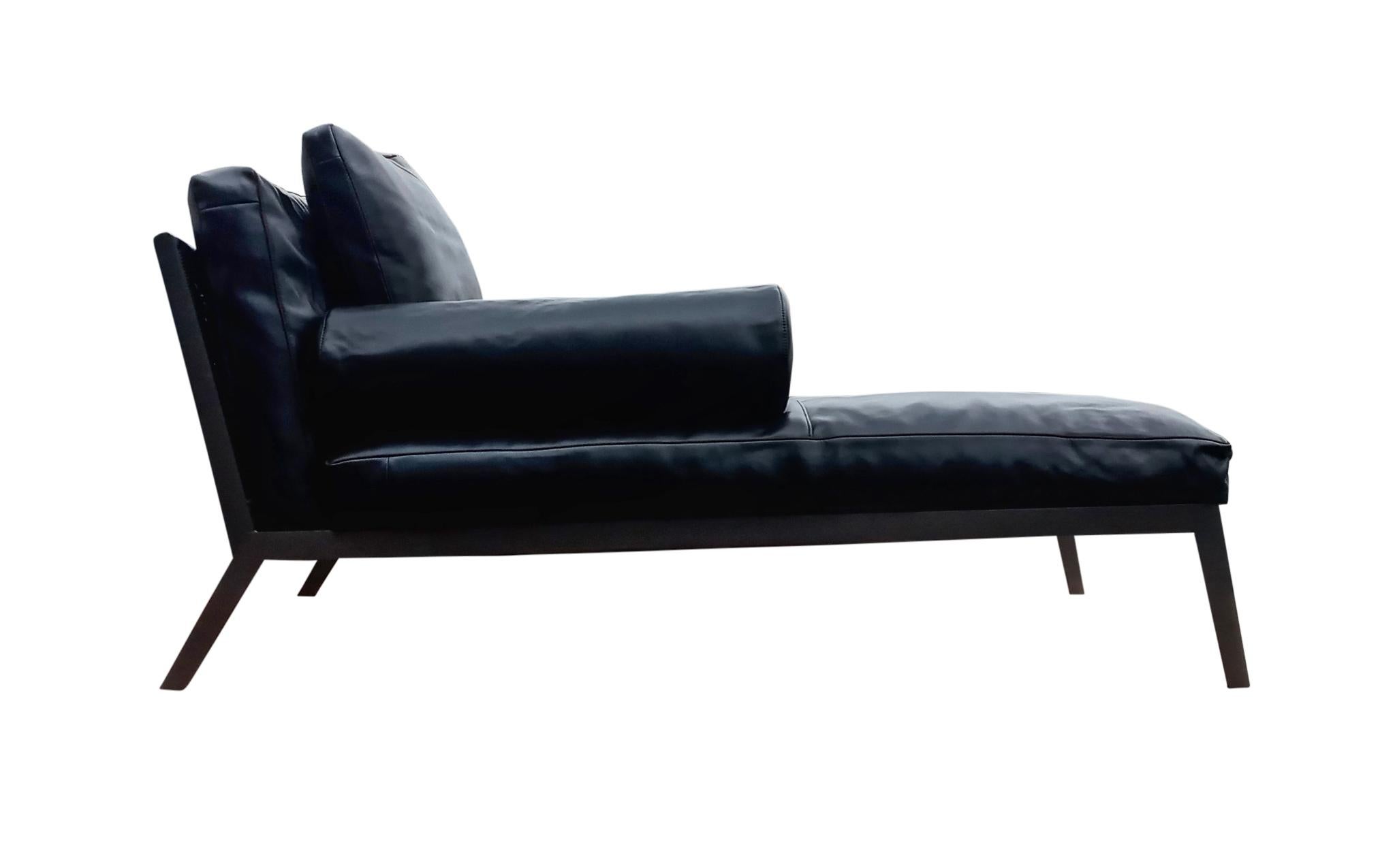 Contemporary Antonio Citterio for Flexform, Italian Post Modern Leather Chaise Daybed Signed