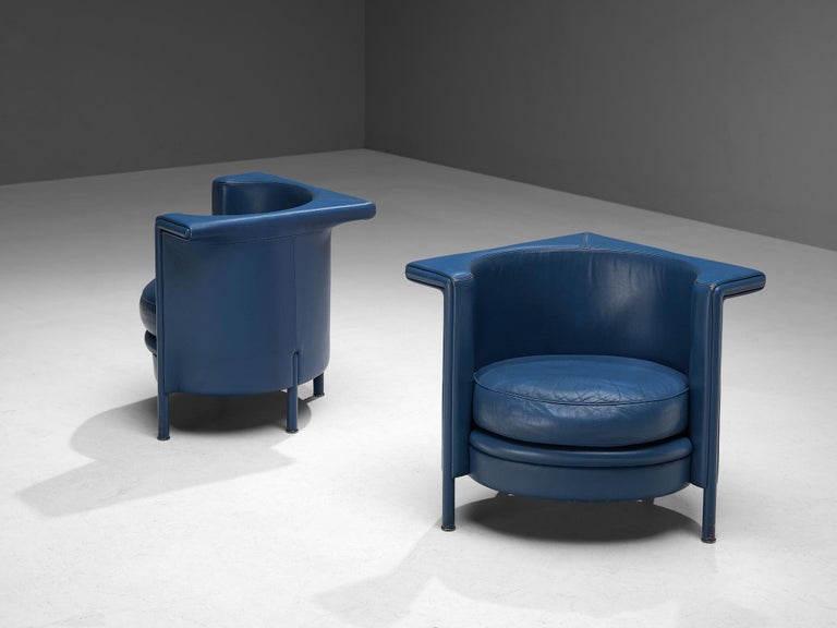 Italian Antonio Citterio for Moroso Pair of Lounge Chairs in Blue Leather For Sale