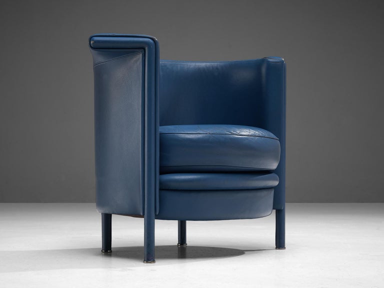 Antonio Citterio for Moroso Pair of Lounge Chairs in Blue Leather For Sale 3