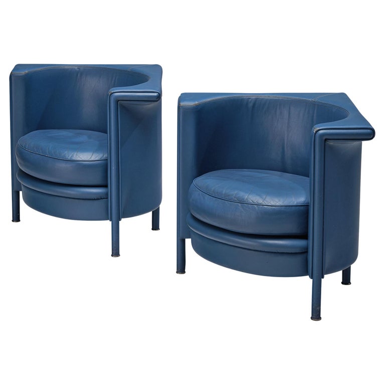 Antonio Citterio for Moroso Pair of Lounge Chairs in Blue Leather For Sale