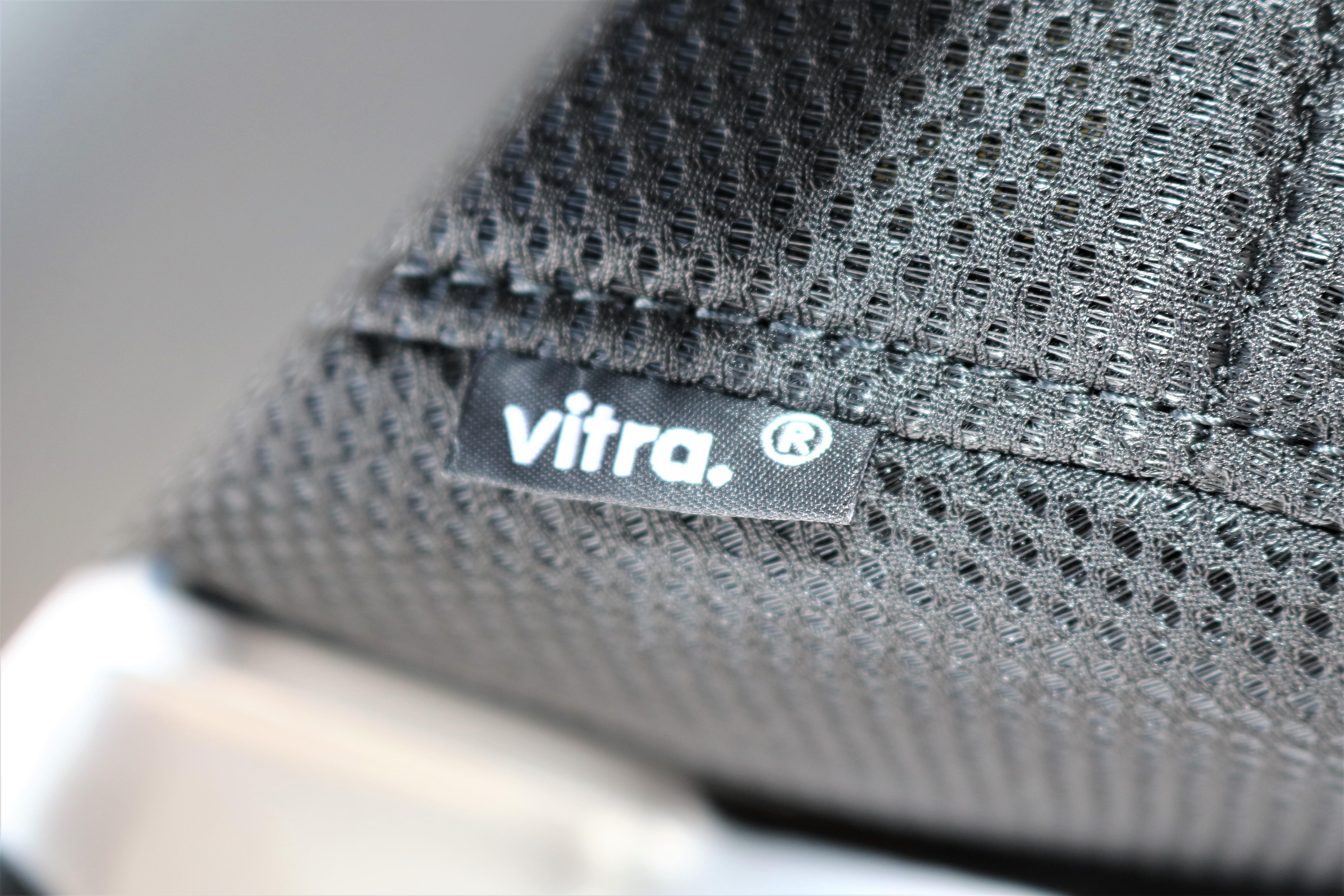 Chaise de bureau noire ergonomique Antonio Citterio pour Vitra, neuve en vente 7
