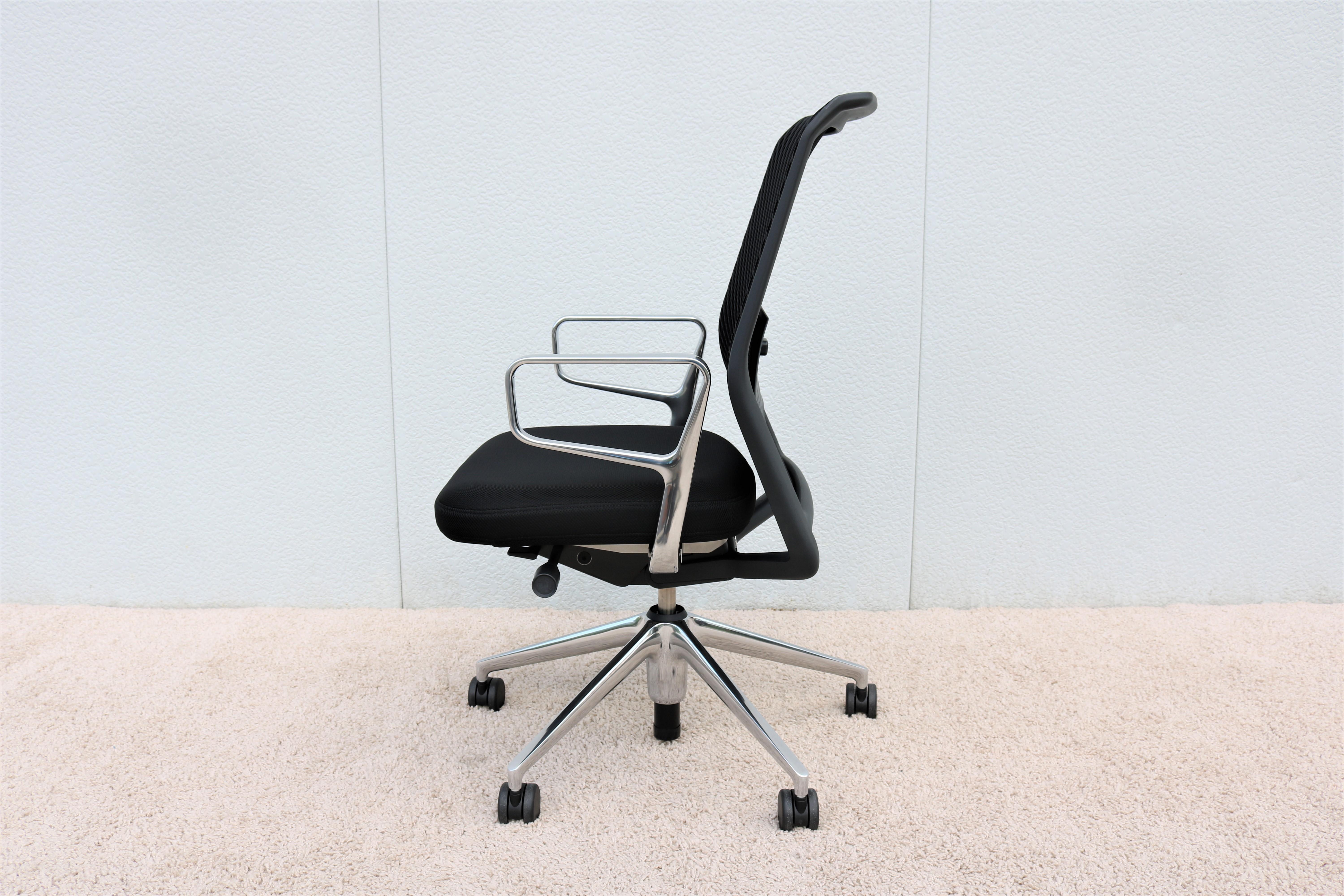 Polished Antonio Citterio for Vitra Ergonomic ID Mesh Black Office Desk Chair, Brand New For Sale